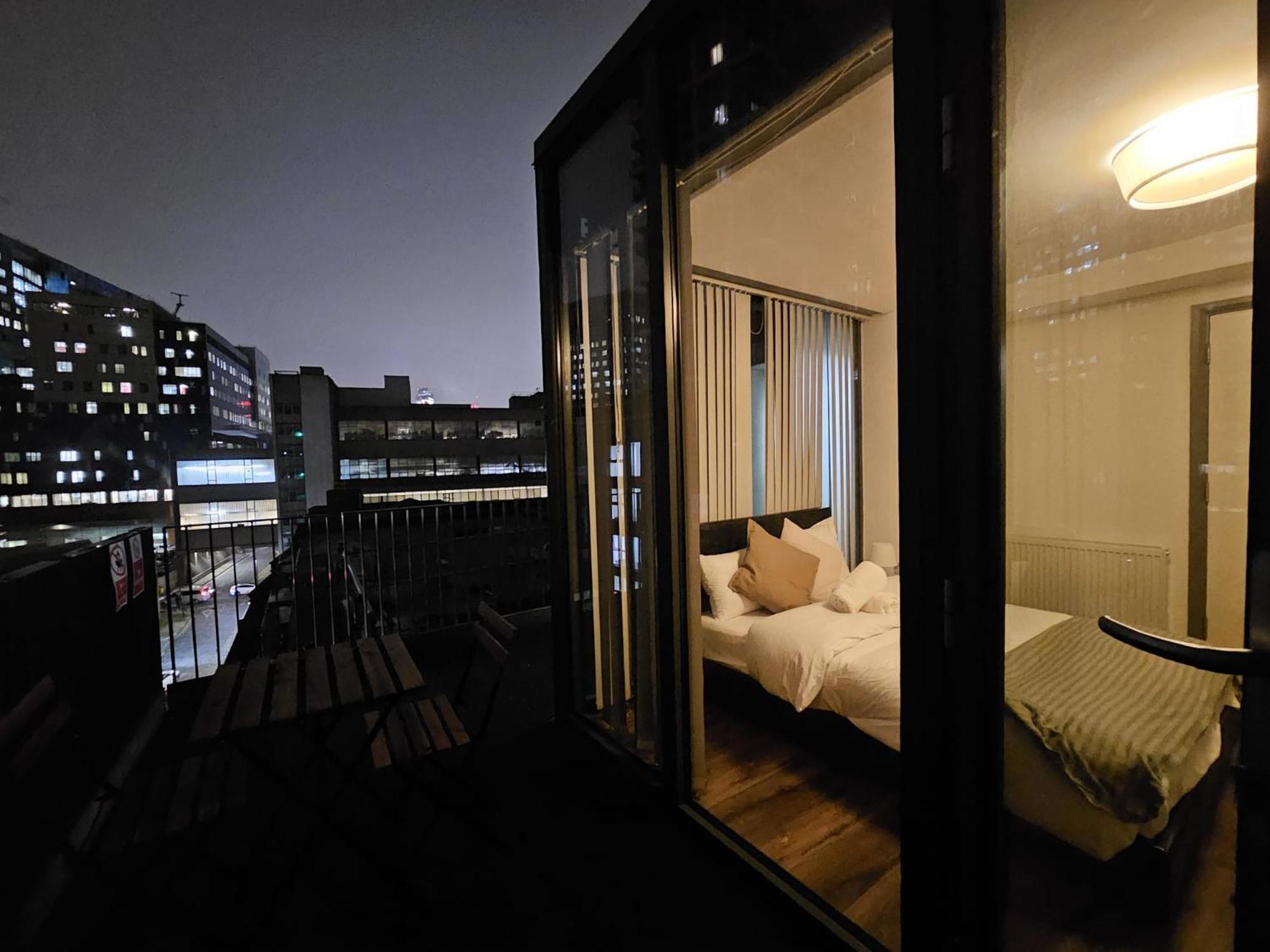 E1 Luxury Penthouse