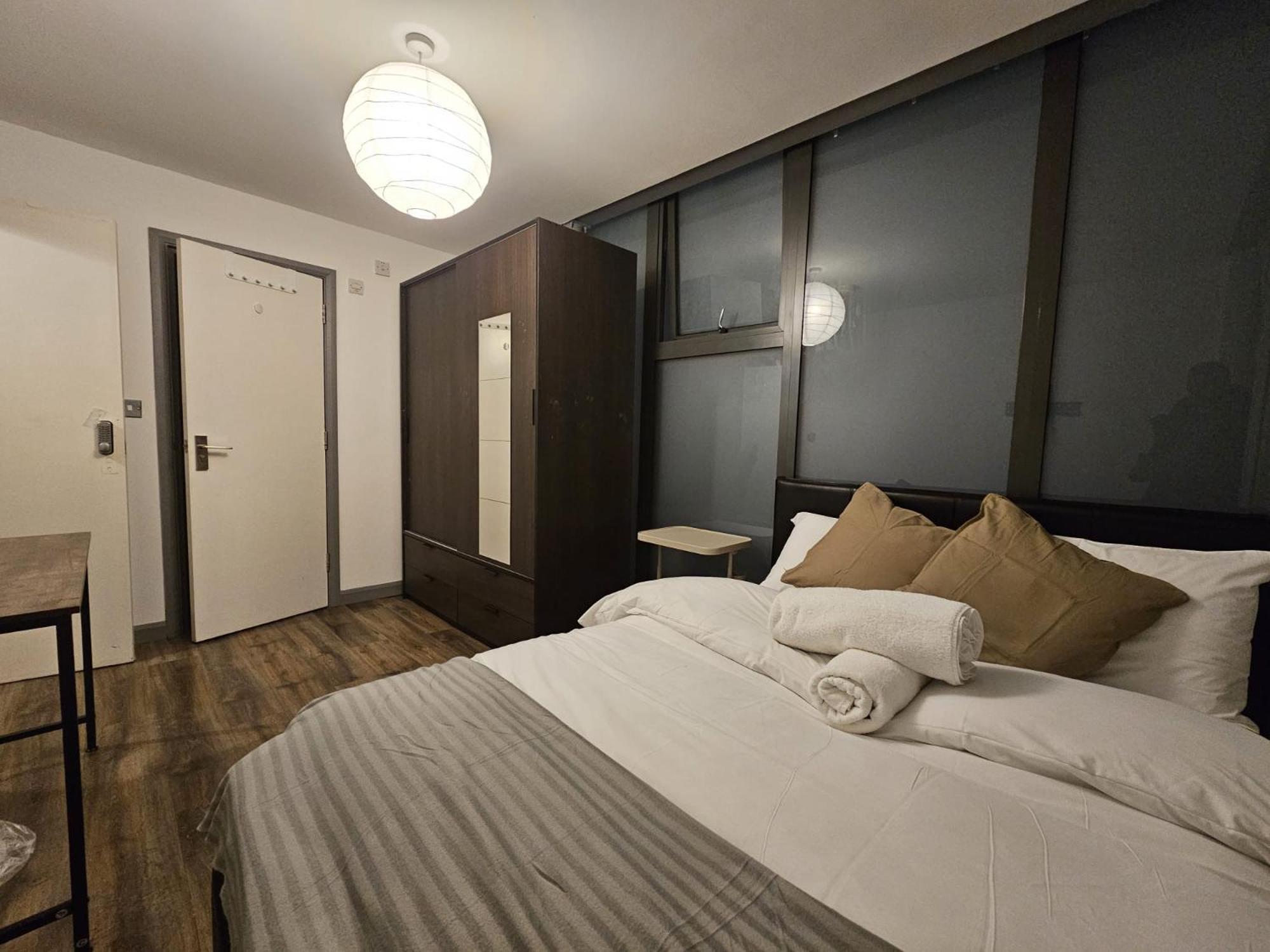 E1 Luxury Penthouse * Londres