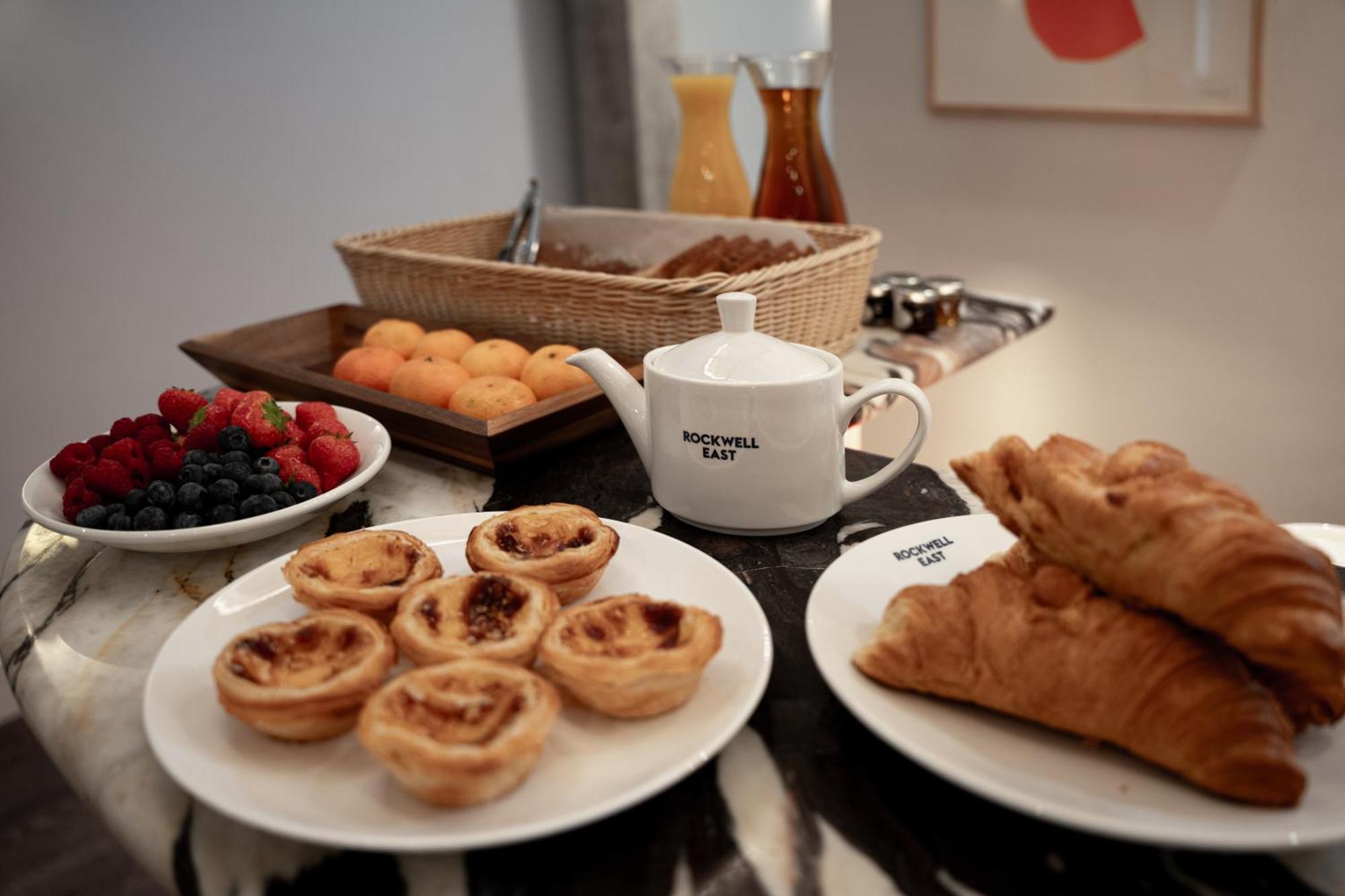 Rockwell East-tower Bridge 4* London