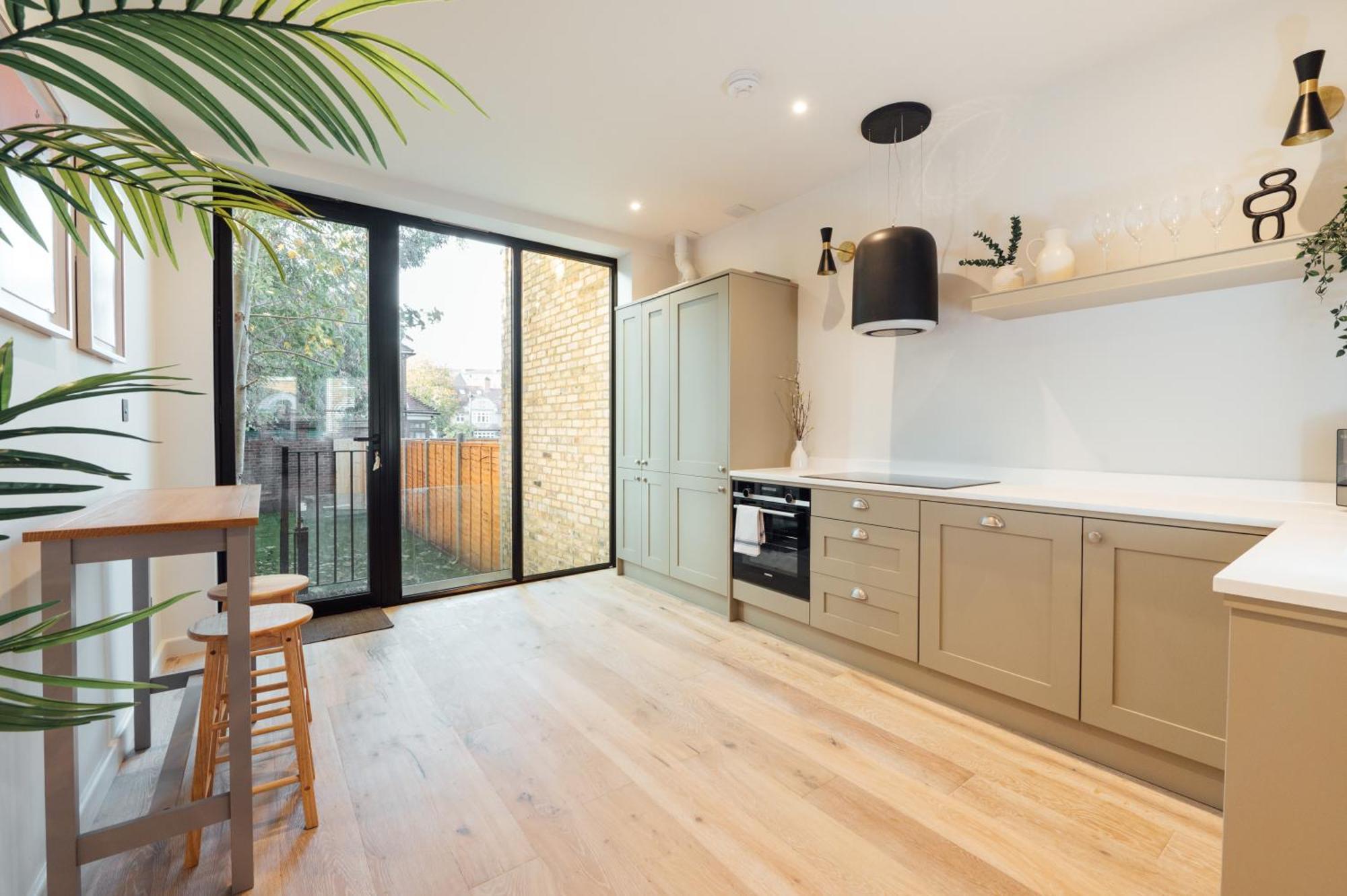 Luxurious & Modern In Honor Oak *