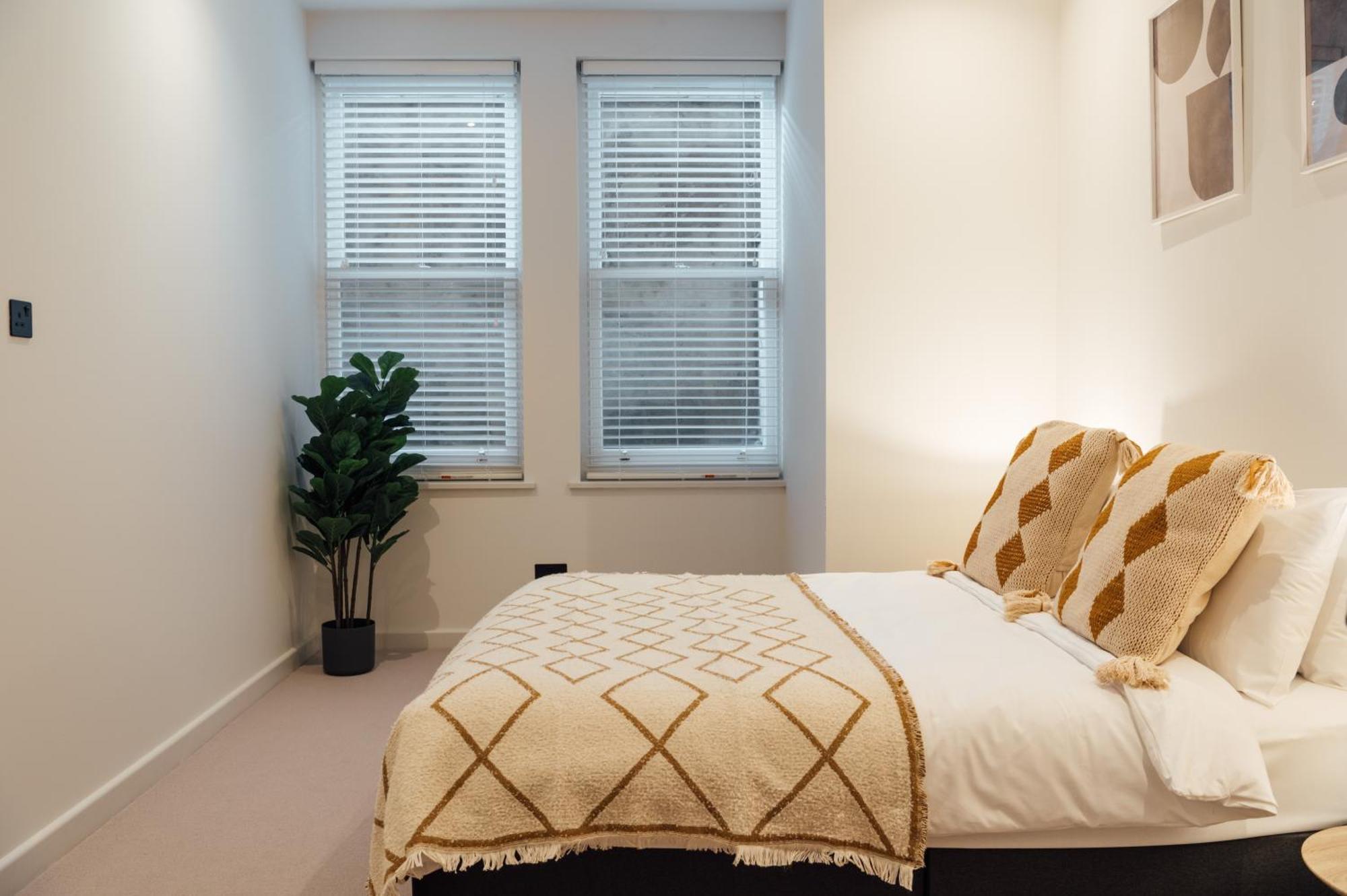 Luxurious & Modern In Honor Oak *