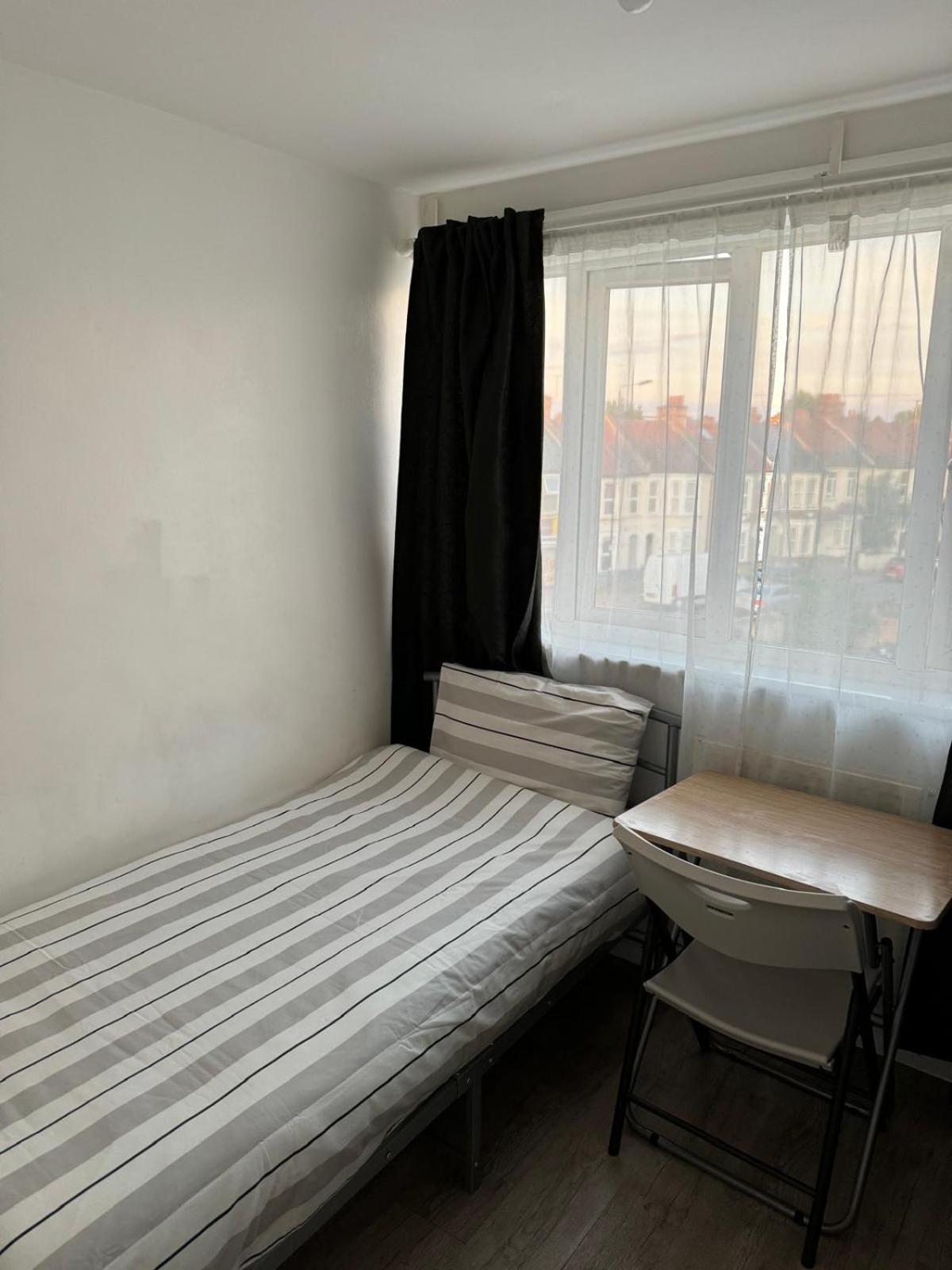 Séjour chez l'habitant Comfy Private Near Excel