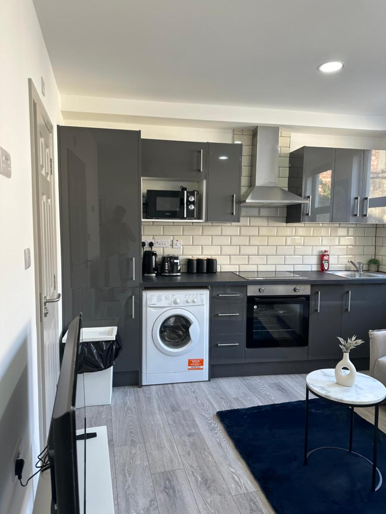 Apartment Luxury 1 Bedroom With Open Plan Kitchen For 6 Person In London! E1 London