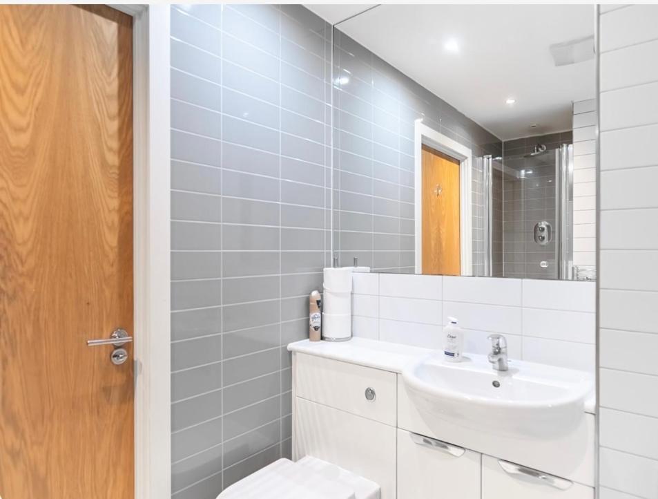 Appartement O2 & Excel Zone 2 Sleeps 6