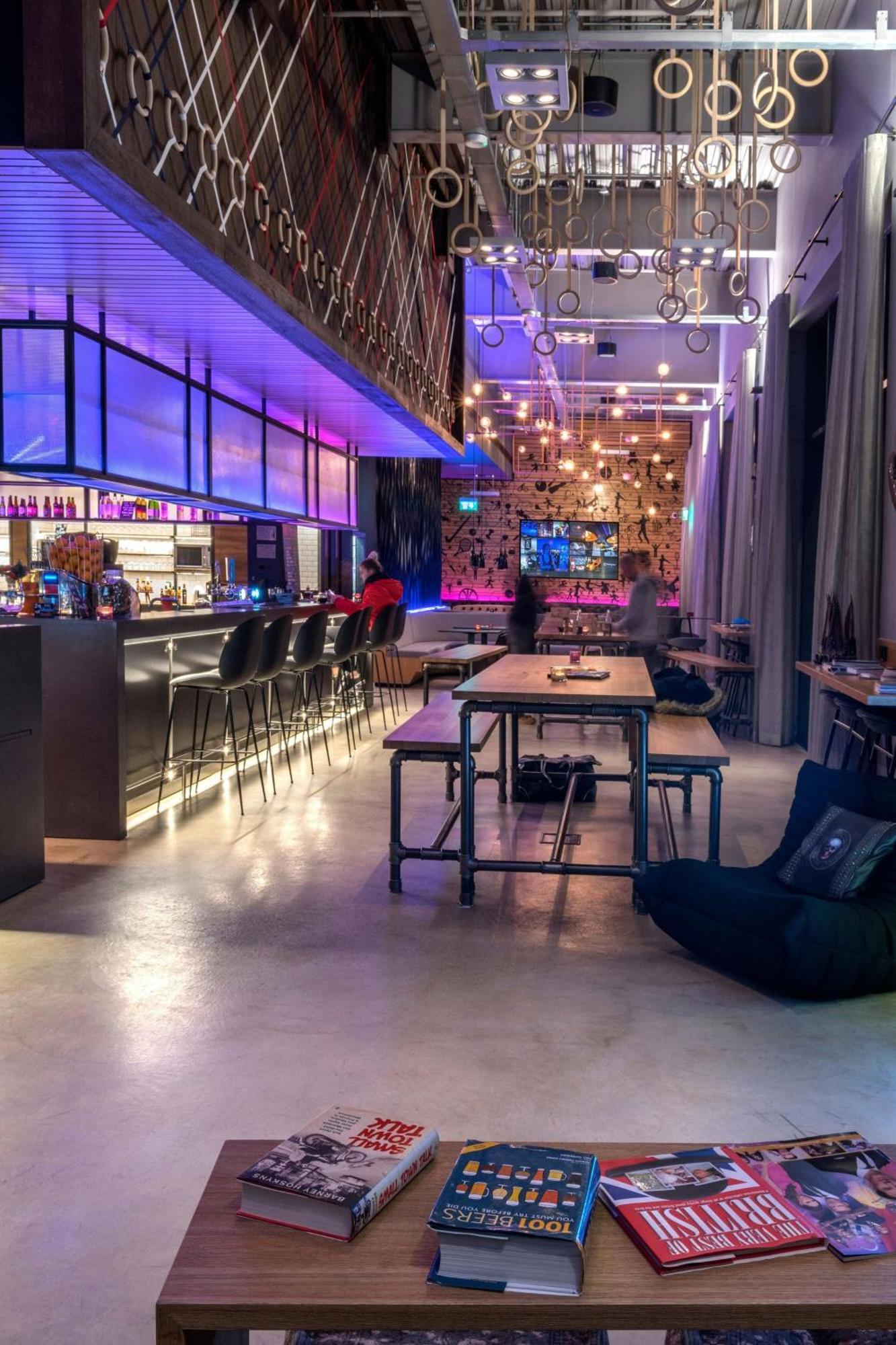 Moxy Stratford 4* Londres