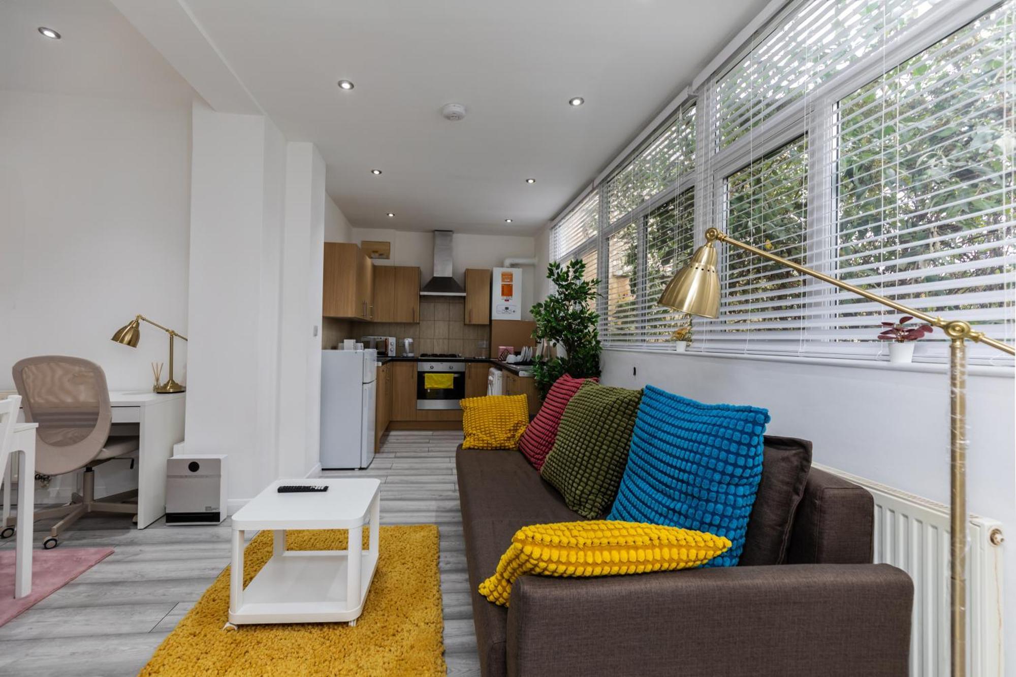 Apartment Deluxe - Airport & Excel Ideal For Long London