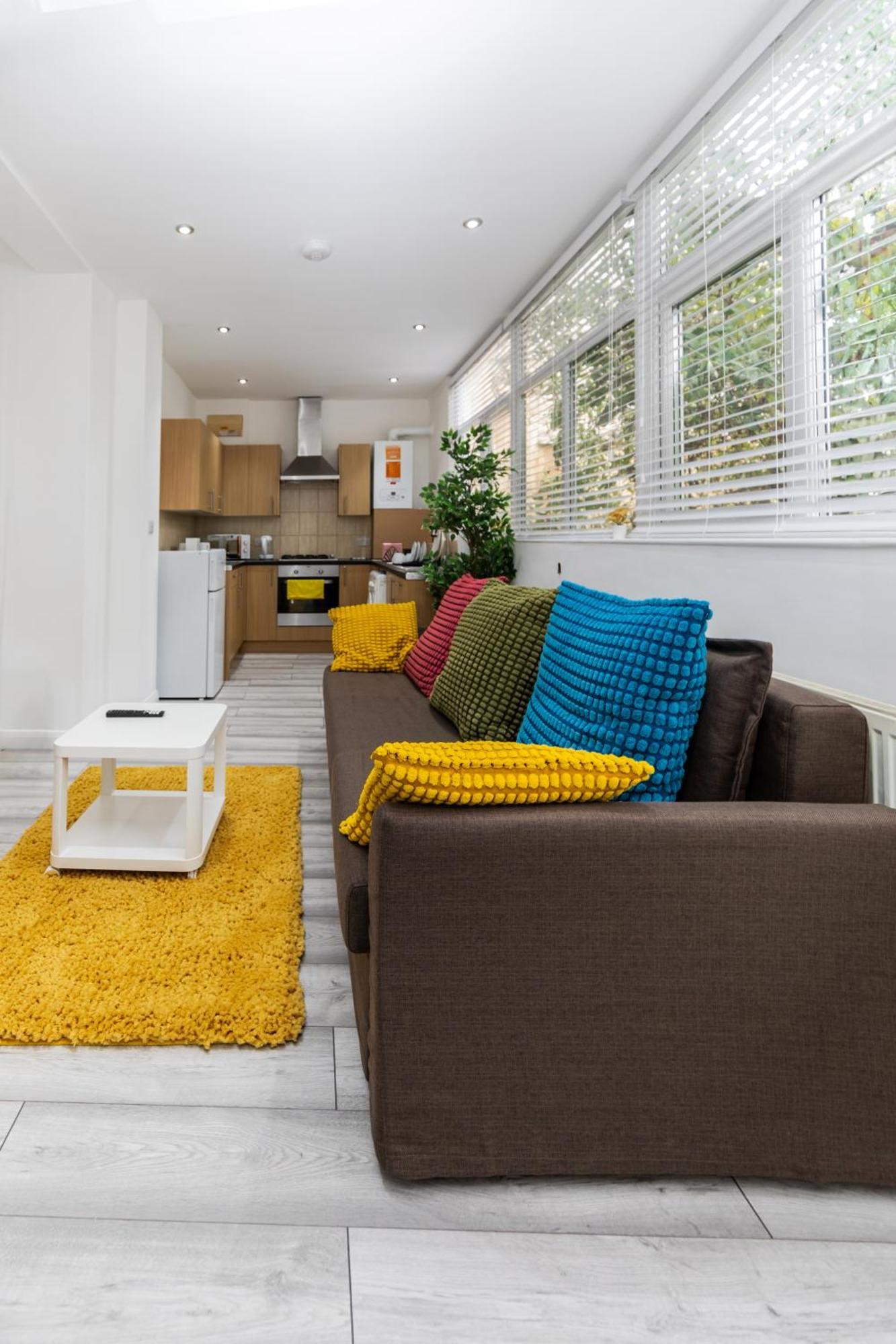 Deluxe - Airport & Excel Ideal For Long Apartment London