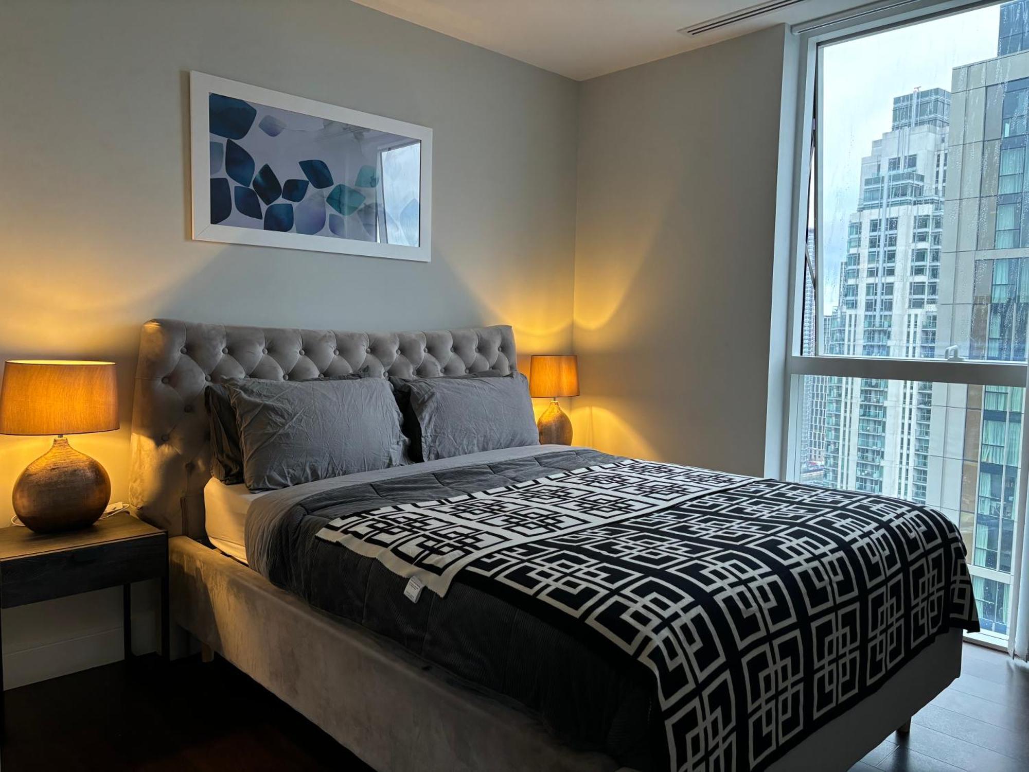 Collection No9 Harbour Way Apartment