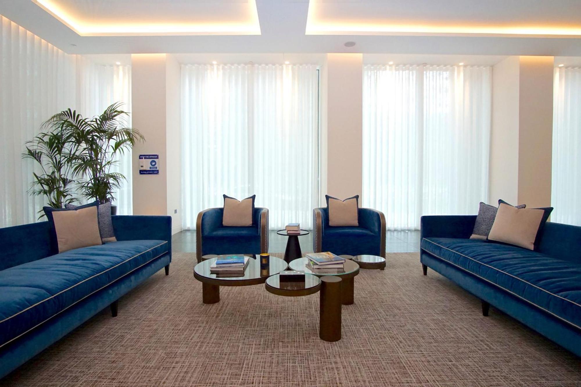 Collection No9 Harbour Way * London