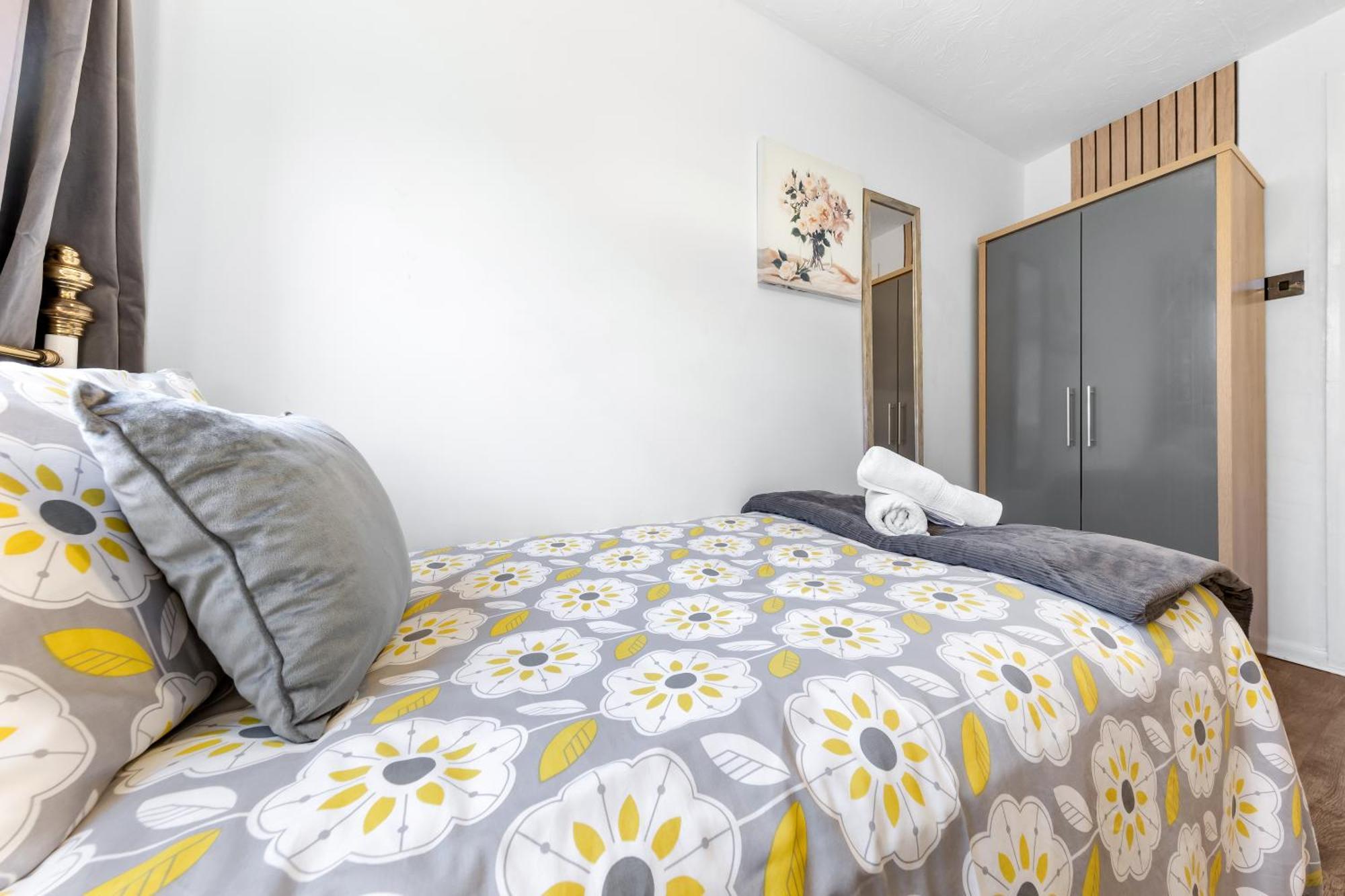 Luxe 2bed, Free Parking And Permit, Great Transport Links Appartement Londres