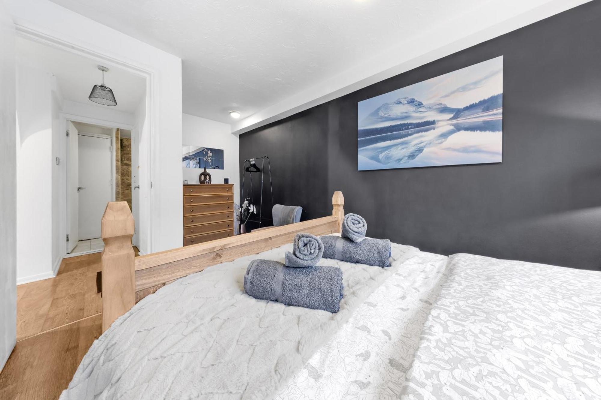 Luxe 2bed, Free Parking And Permit, Great Transport Links Appartement