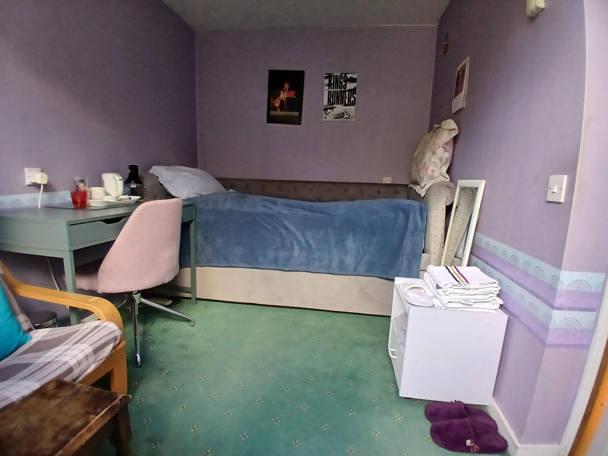 Cosy Single Only For Ladies In Tower Bridge Londres