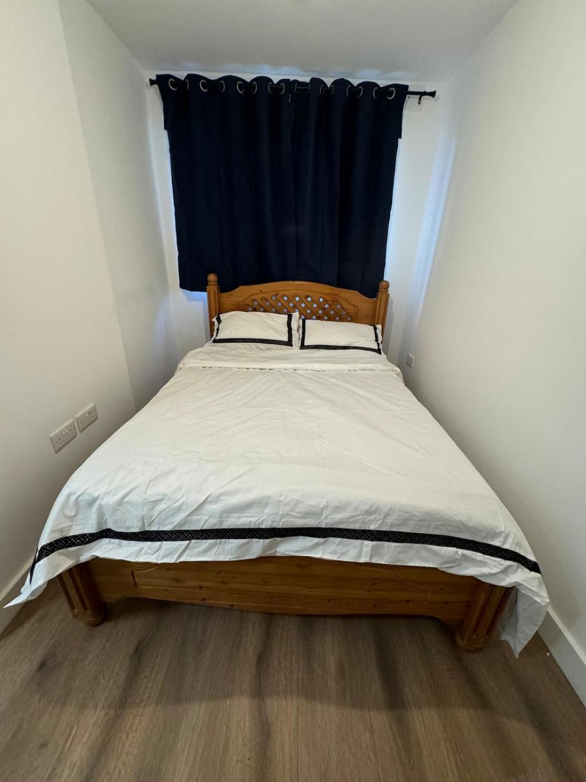 4-bedroom Escape-bright & Cozy Hébergement de vacances *