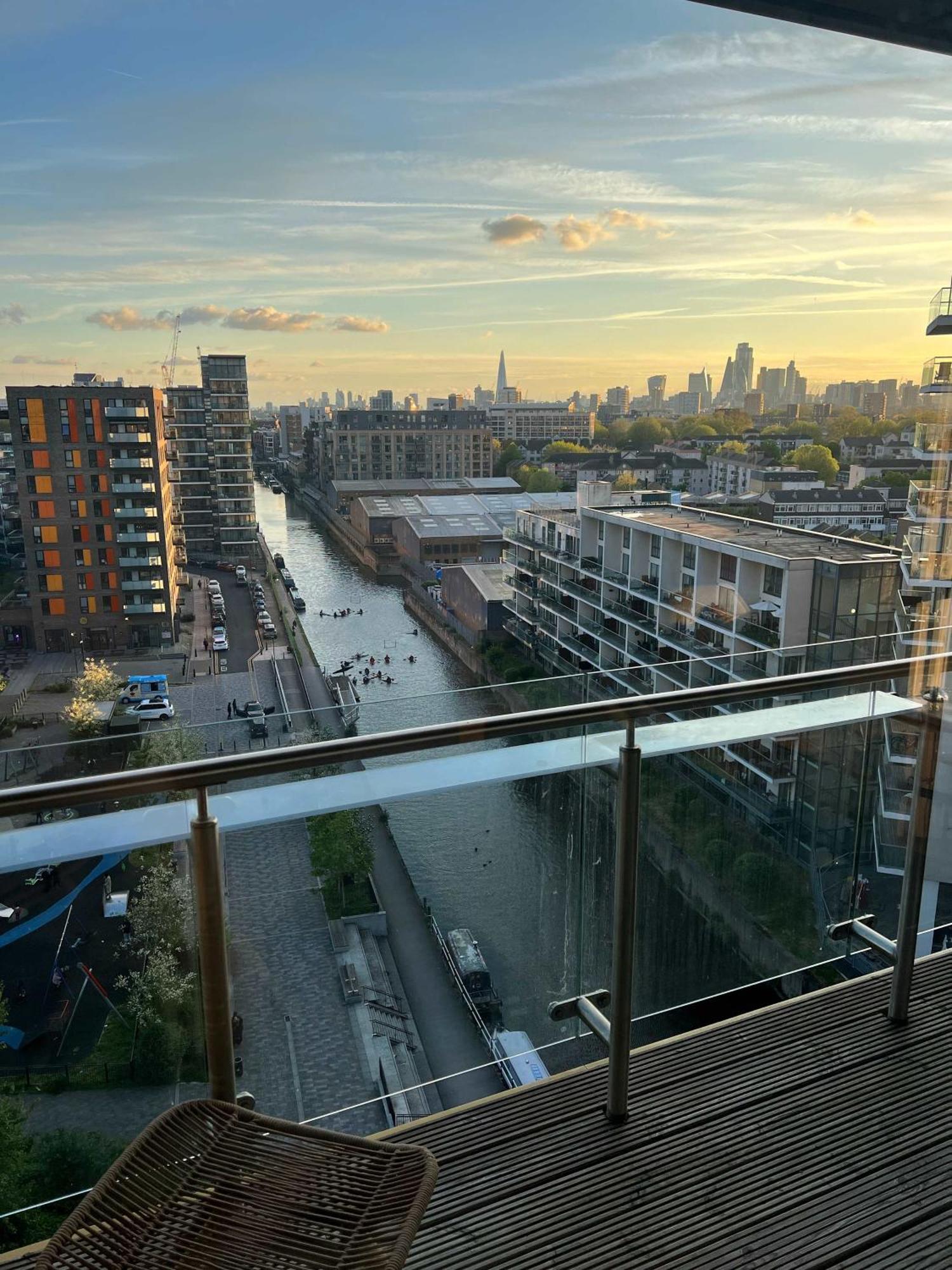 3br Poplar Views Of Canary Wharf Appartement Londres