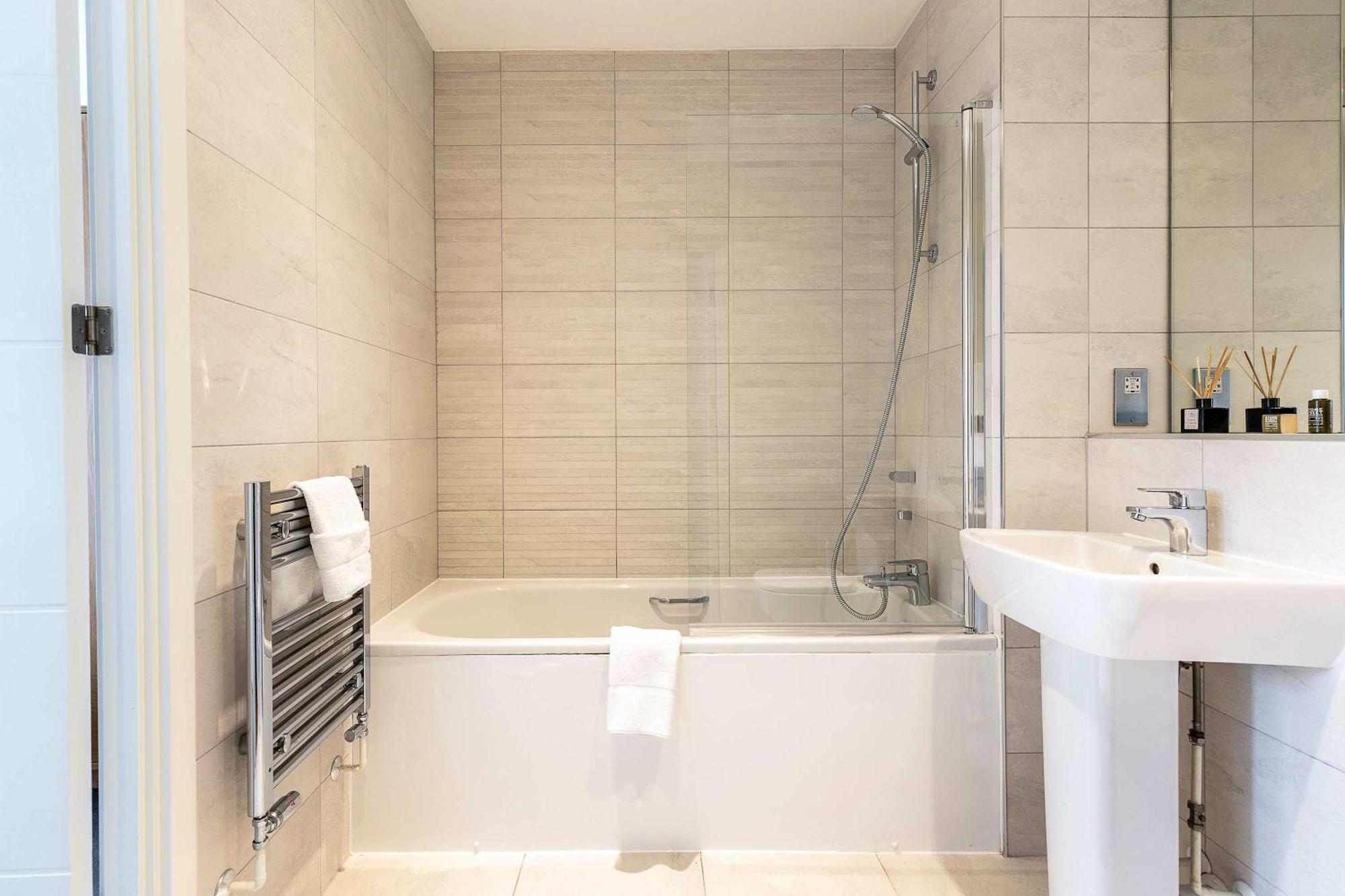 Appartement 3br Poplar Views Of Canary Wharf Londres