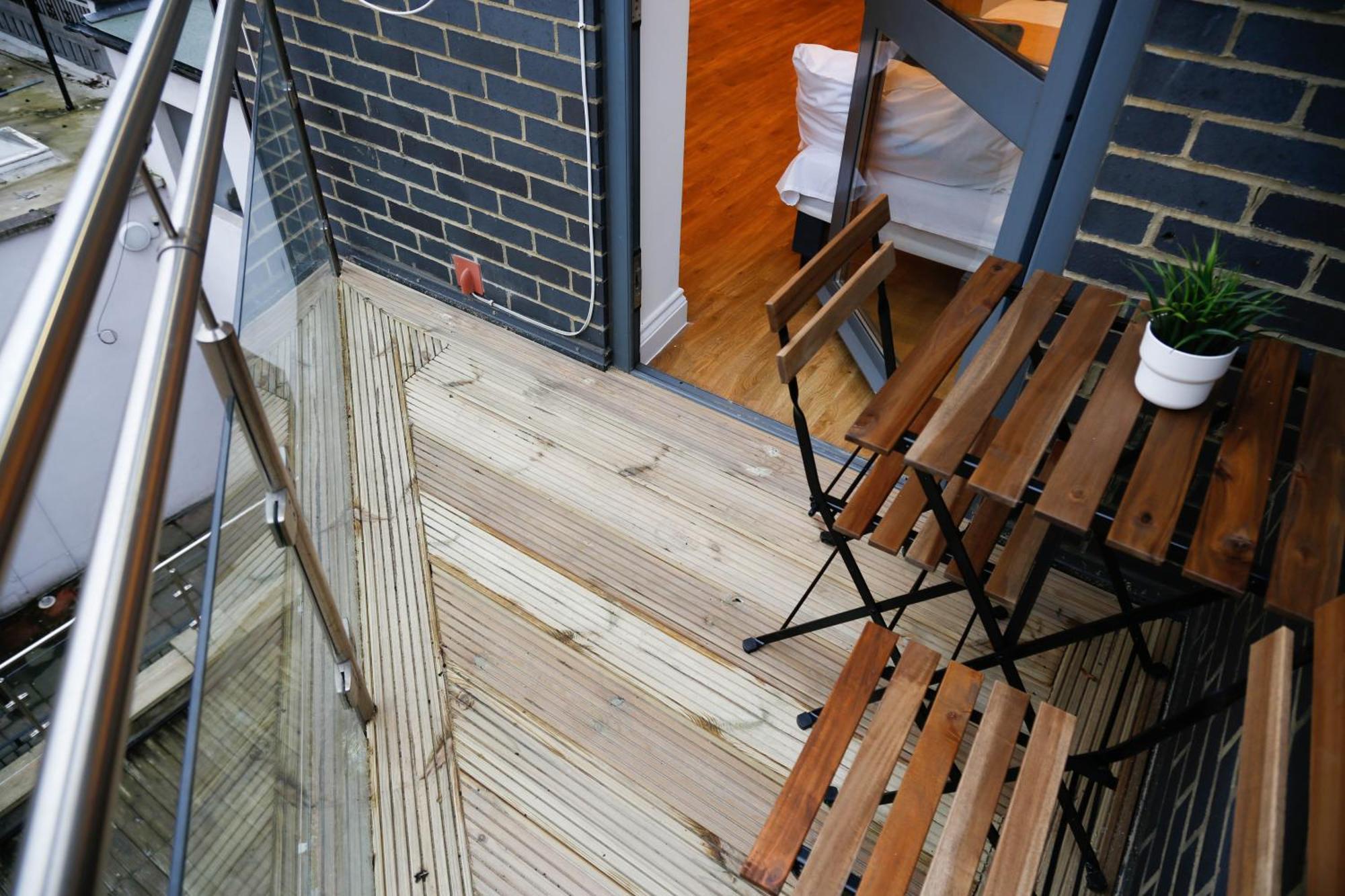 Appartement New Luxury In Location Next To Shops, Cafes, Bars & Metro Londres