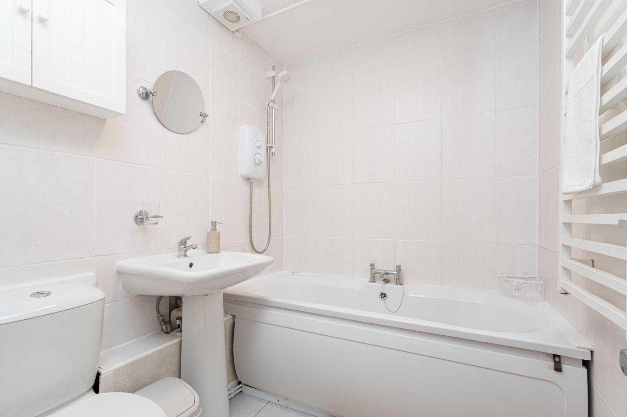 Appartement Canadawater-2bedroom-1bathroom-free Parking *