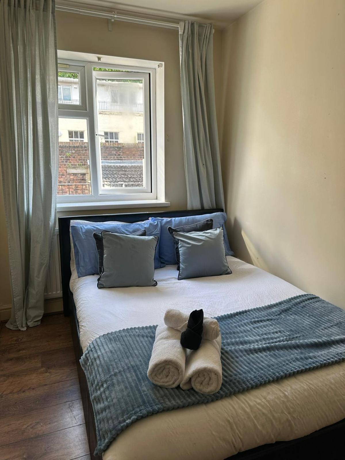 Small En-suite Shoreditch Londres