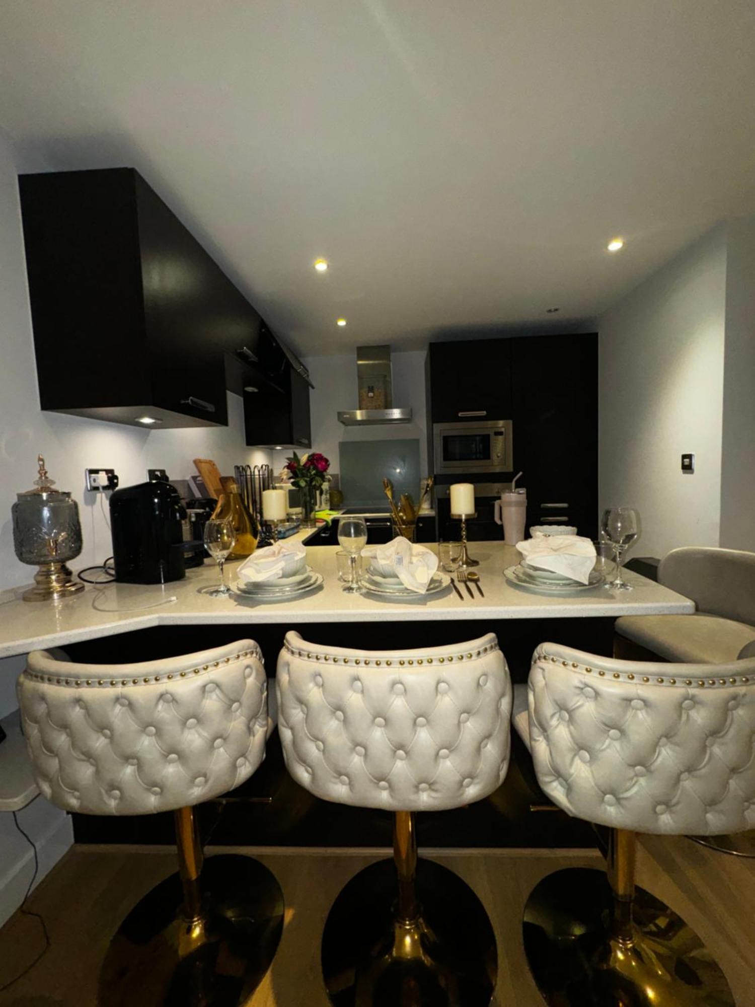 Luxury Entire 1 Bed Flat, Excel, Airport, Custom House Apartamento *