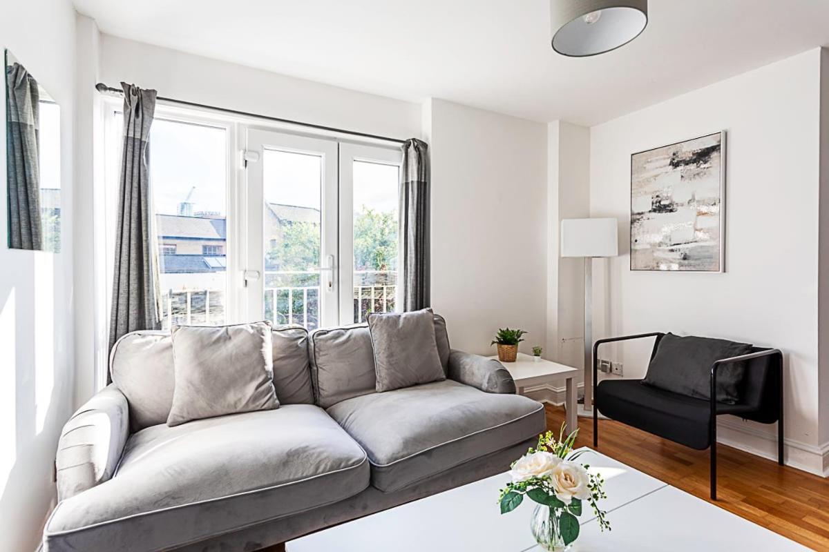 Modern Near Apartment London