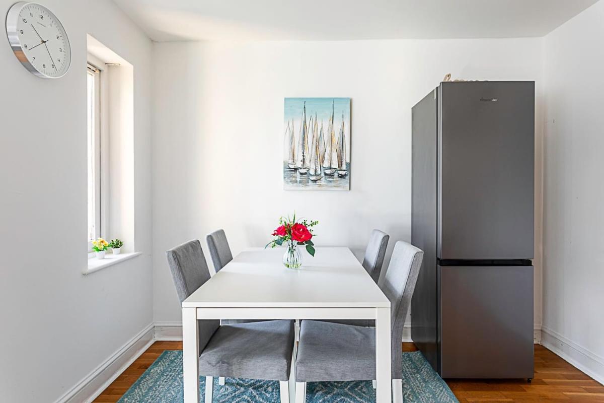 Modern Near Apartment London