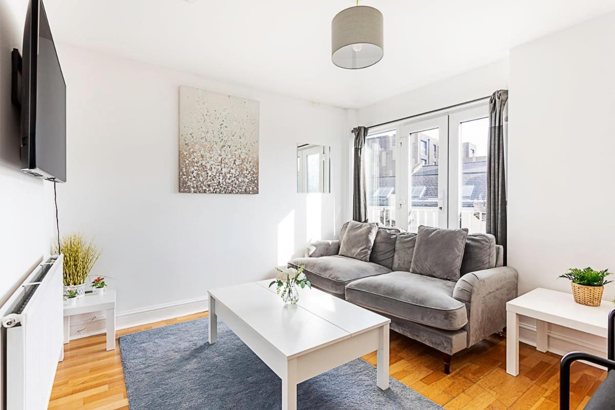 Modern Near Apartment