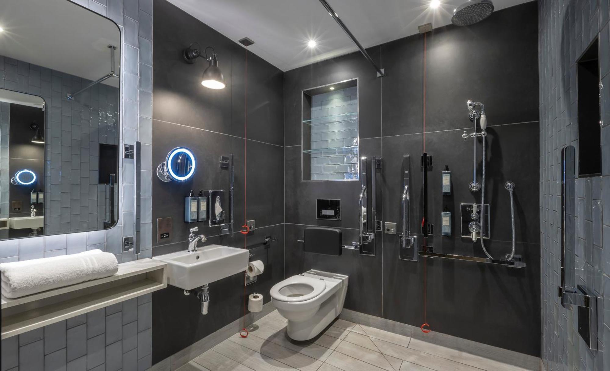 Hotel Clayton Of London