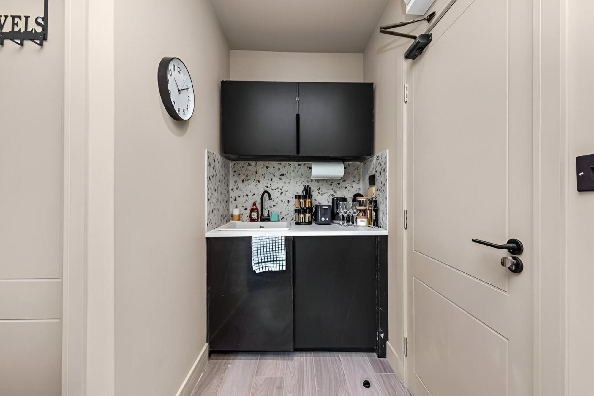 Glam Compact With Chic Kitchenette * Londres