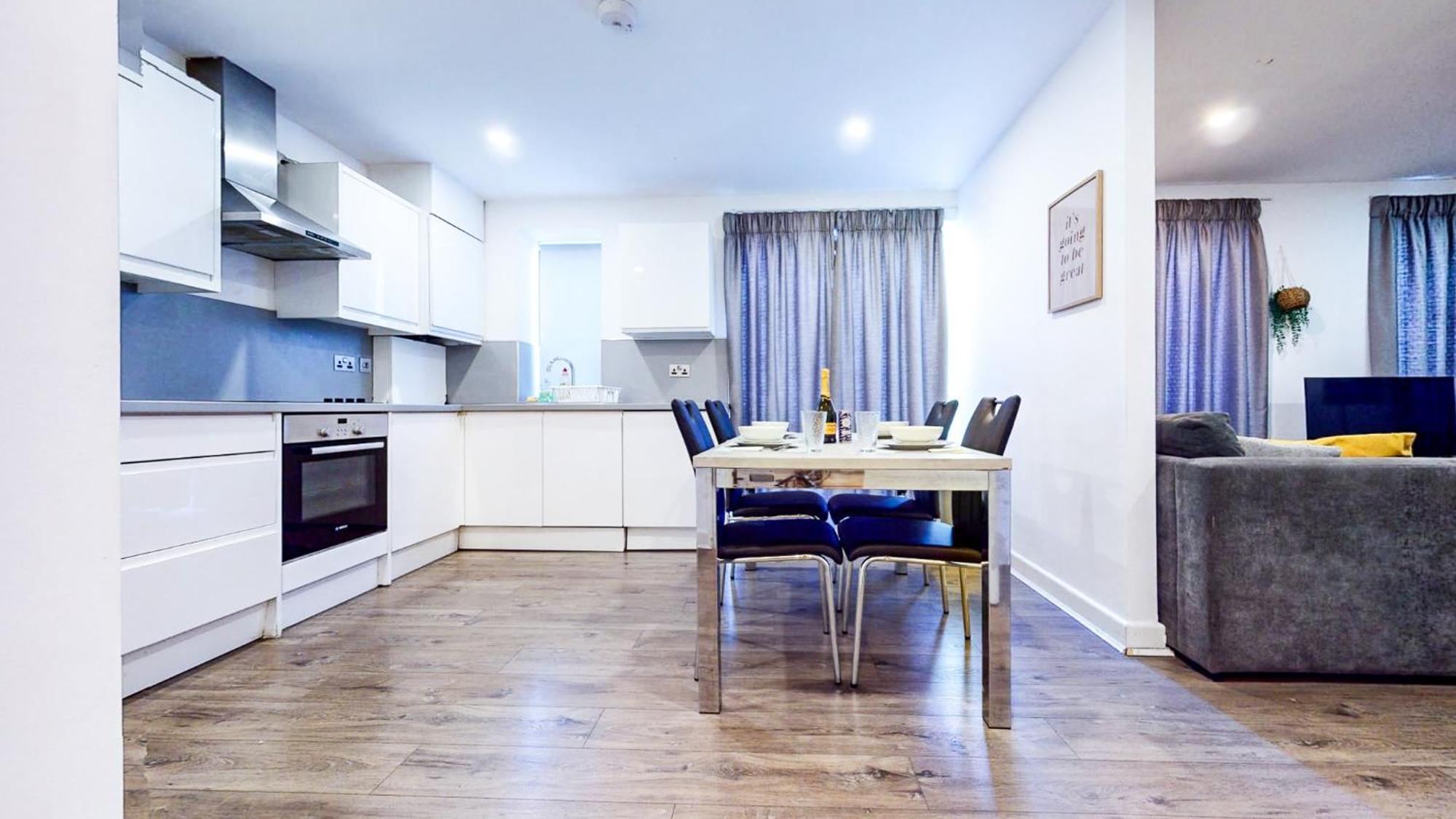 Spacious 8-person House Near Excel Free Parking * Londres