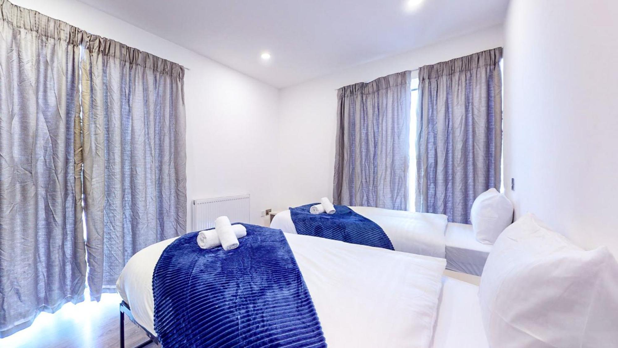 Spacious 8-person House Near Excel Free Parking * Londres