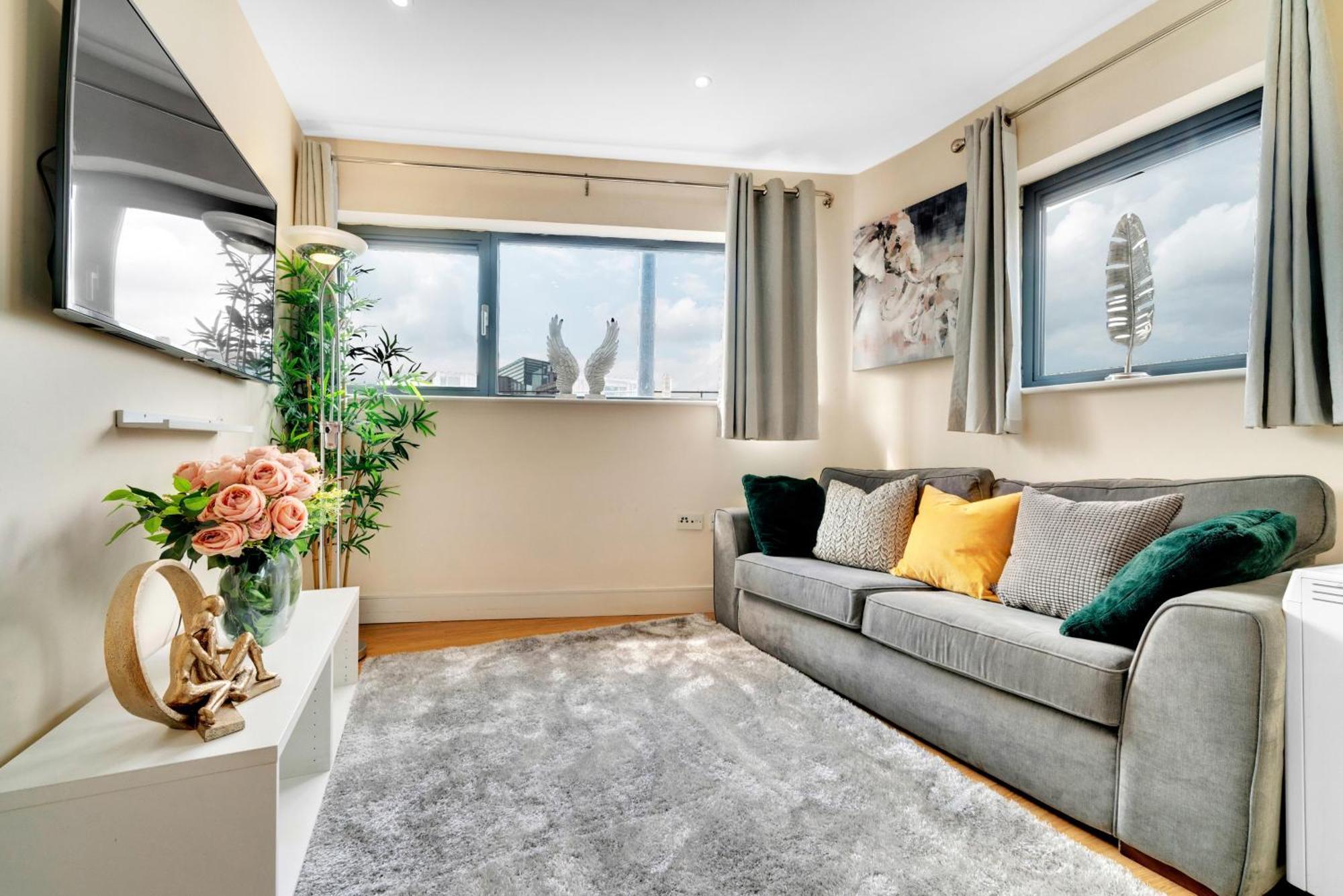 Luxury 2 Bedroom 2 Bathroom - Prime Location In Tower Bridge Bridge *