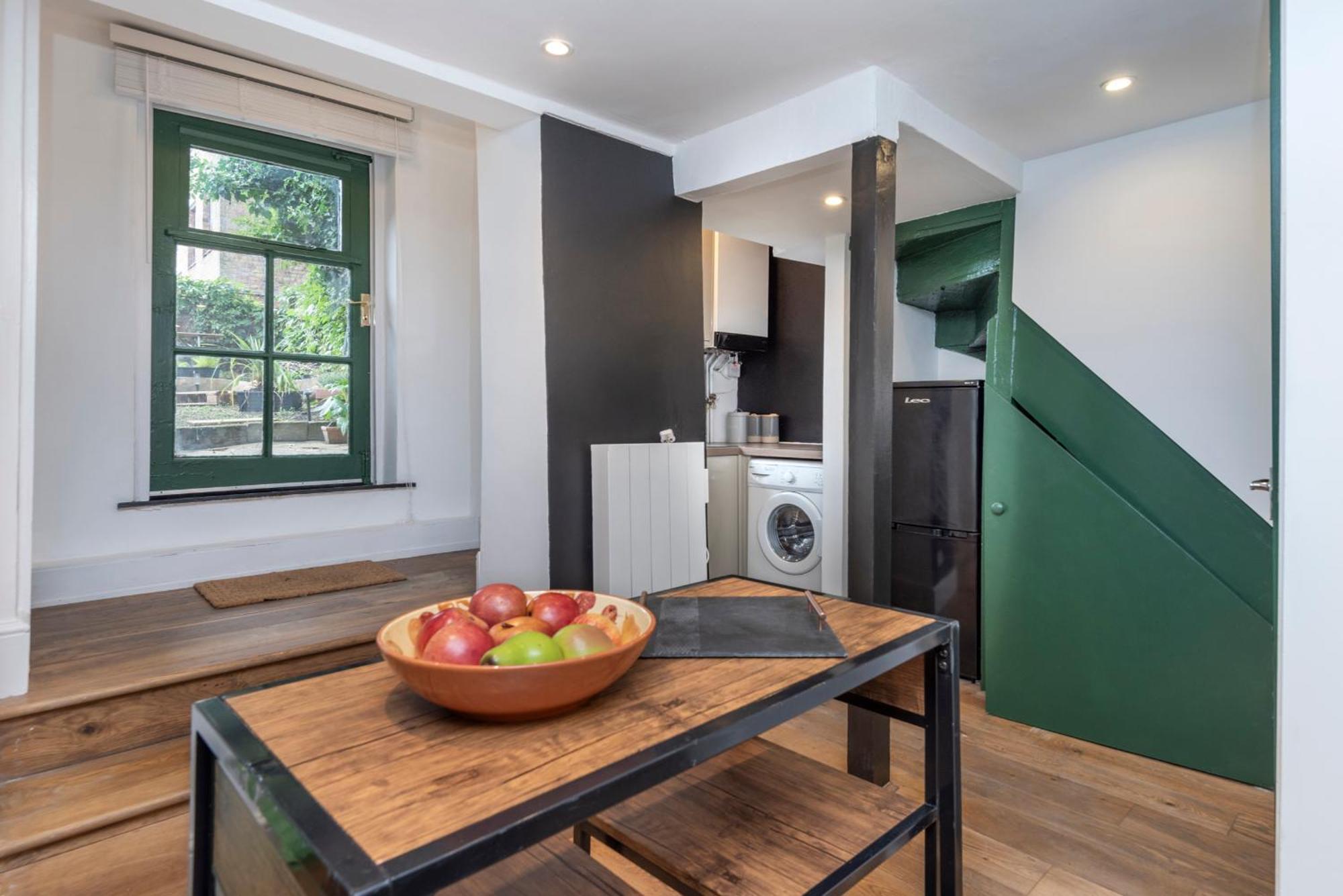 Appartement Chic 1-bed Garden Flat, London, Convenient For Tower Bridge, Great Public Transport *