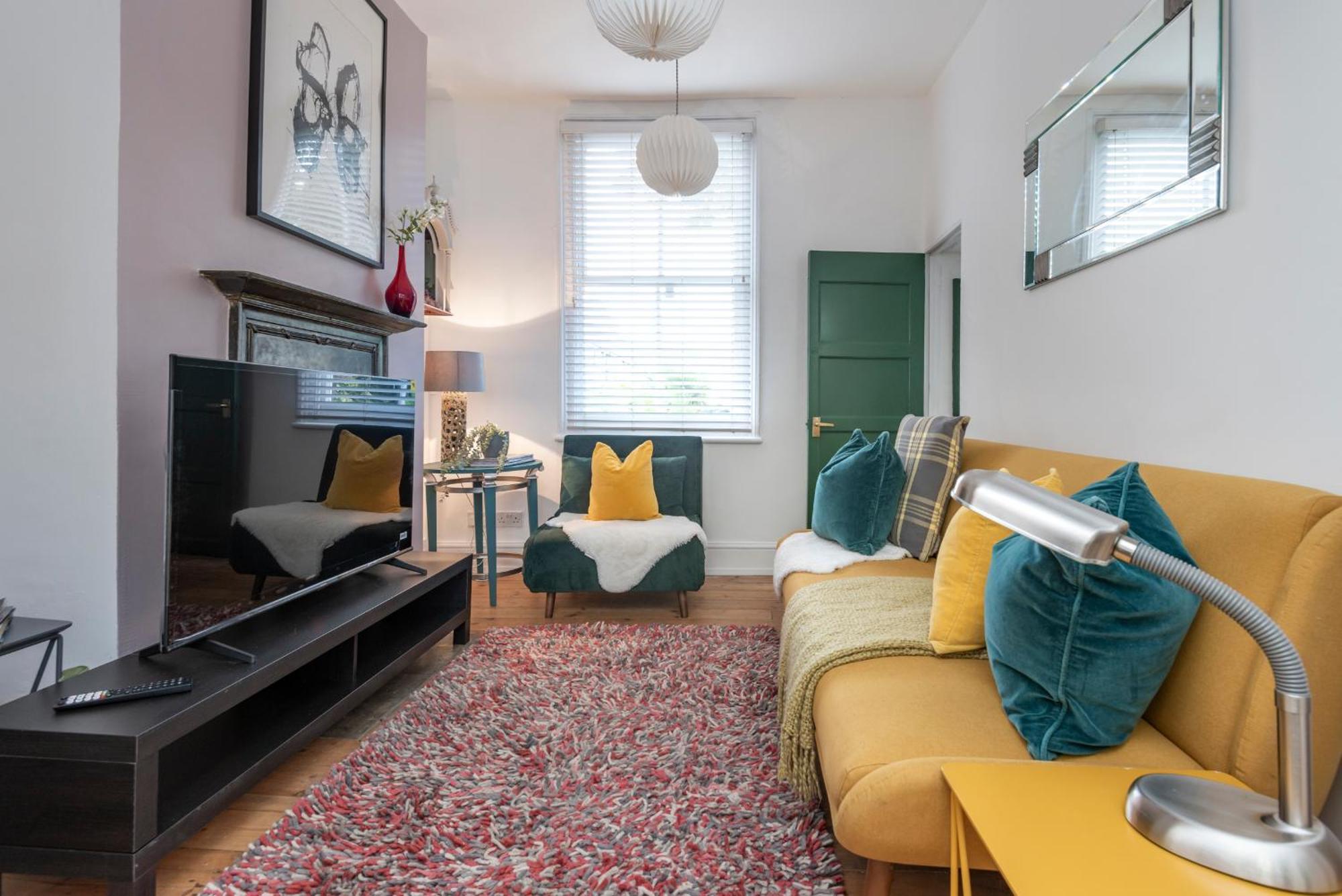 Chic 1-bed Garden Flat, London, Convenient For Tower Bridge, Great Public Transport Appartement Londres