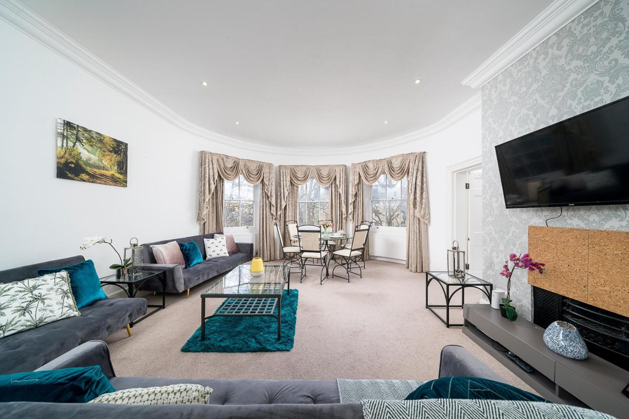 Appartement Canary Wharf - Spacious Near Excel Exhibition Centre, O2 Arena, Airport, Free Parking & Wifi