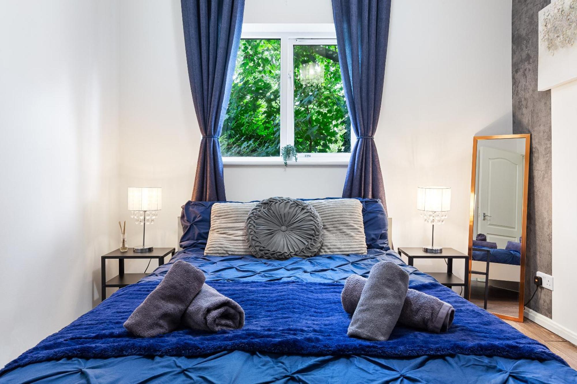 Elegant & Cozy Fbs Downtown Flat * London