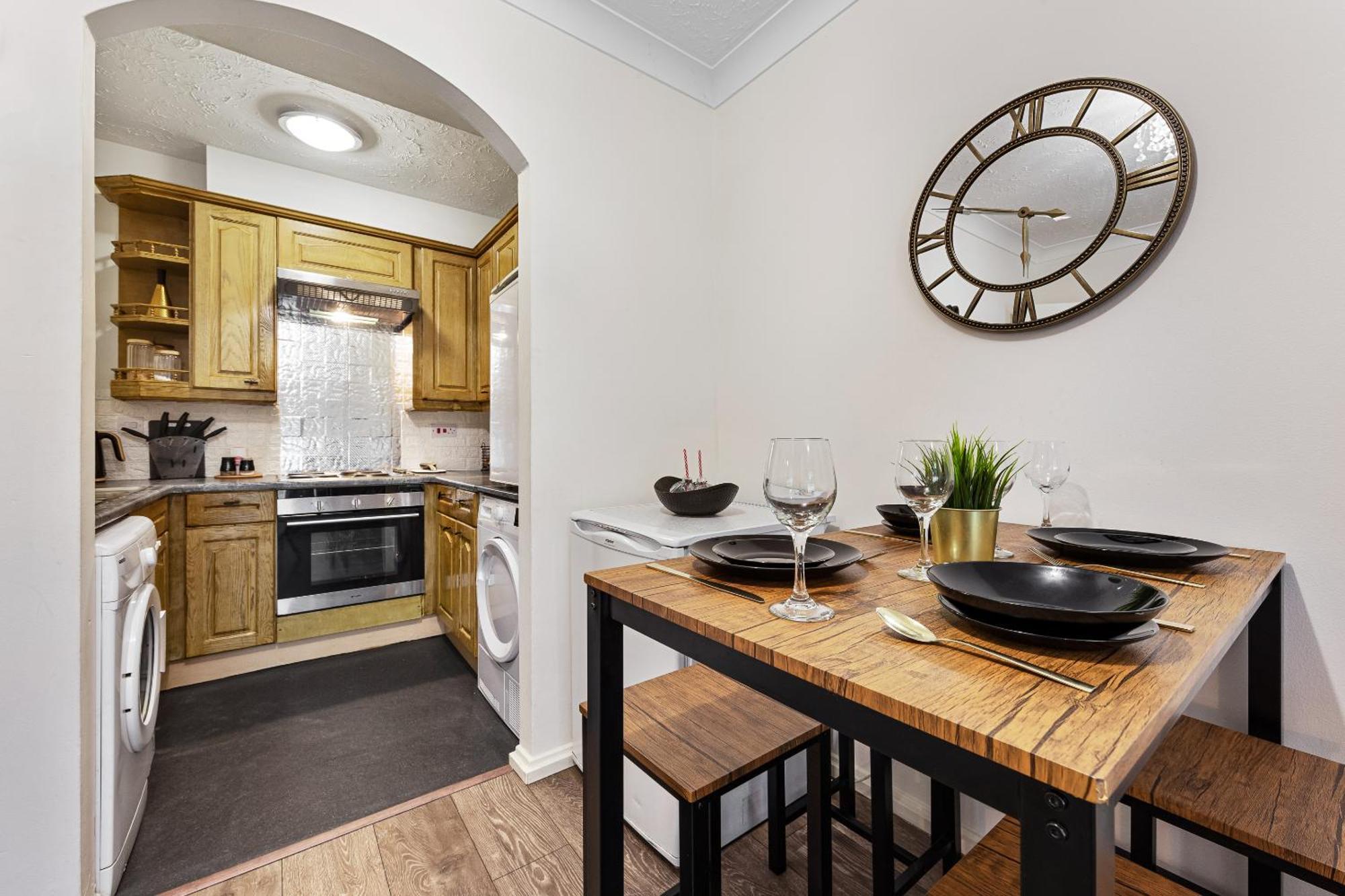 Elegant & Cozy Fbs Downtown Flat *
