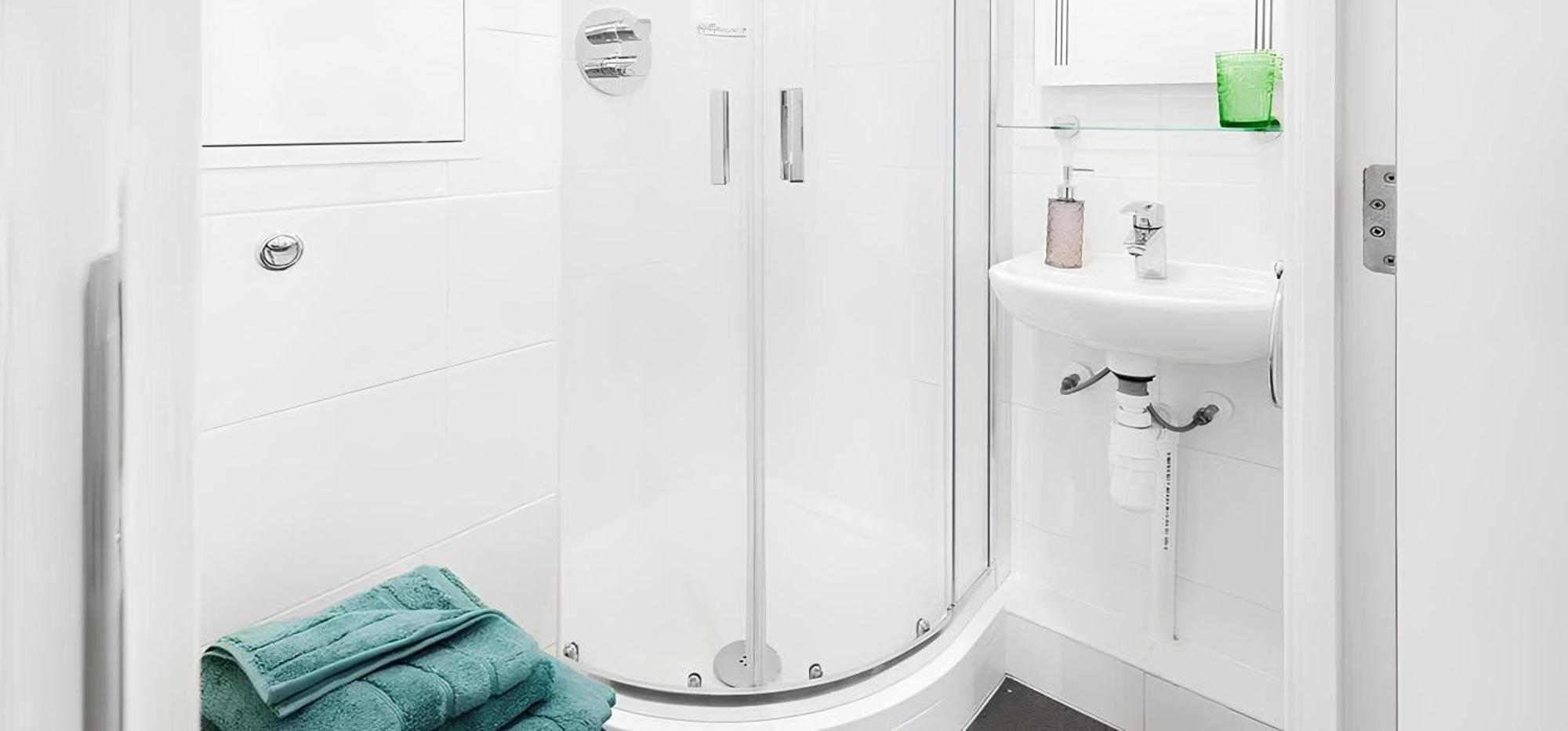 Chapter Lewisham Student Only, Cozy Budget With Shared Washroom * Londres