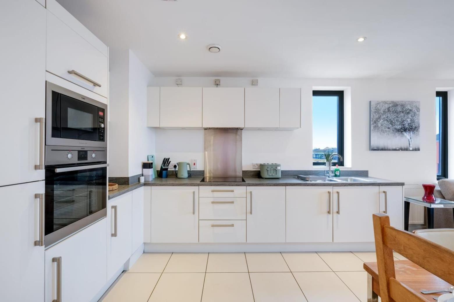 Modern 3-bedroom, 1-bathroom In East Apartamento *
