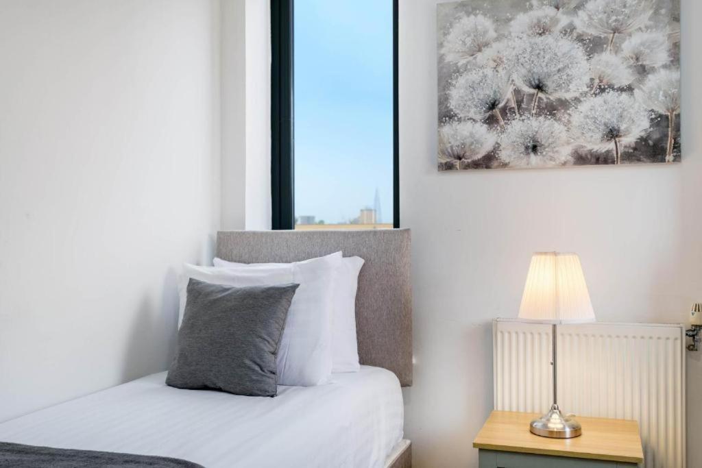 Modern 3-bedroom, 1-bathroom In East * Londres