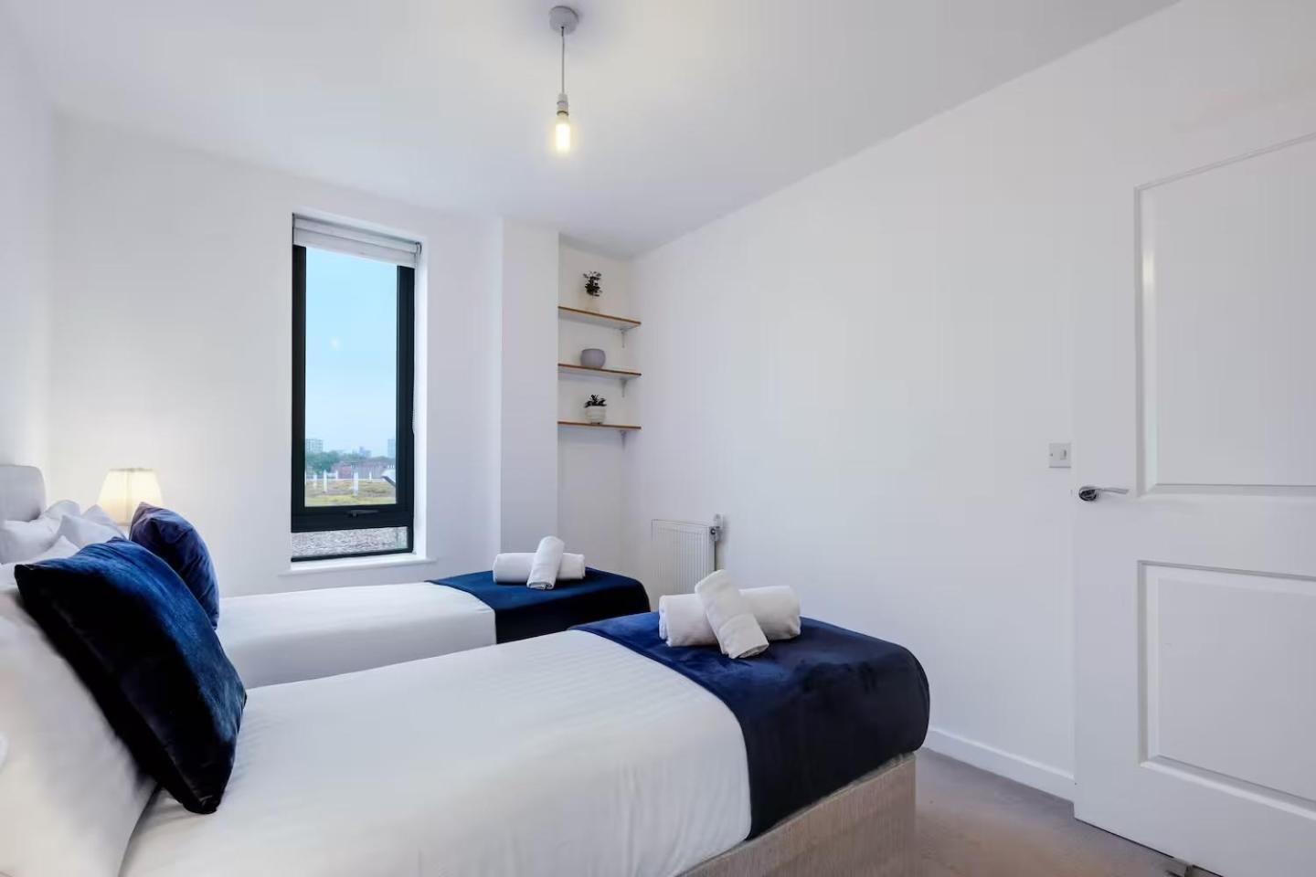 Modern 3-bedroom, 1-bathroom In East Apartamento *