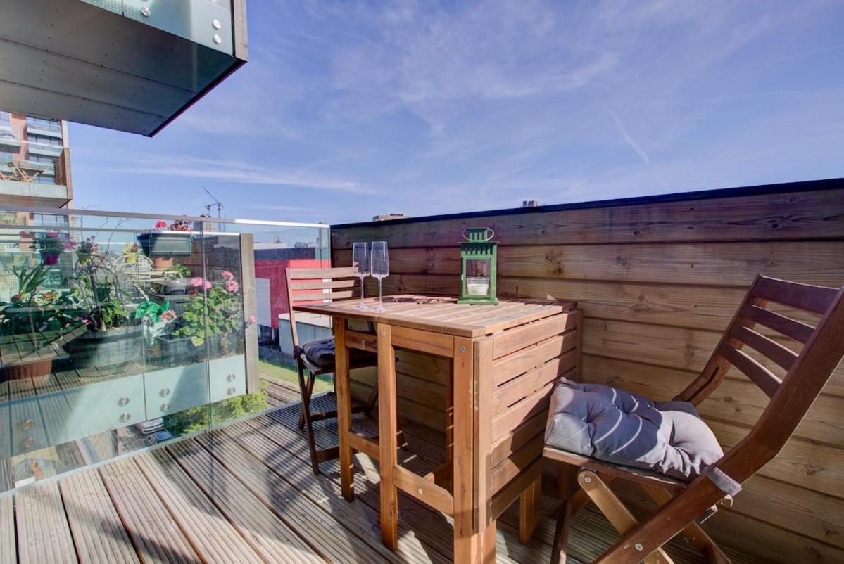 Modern 1-bed Entire Apartment, Zone 2 Apartamento Londres
