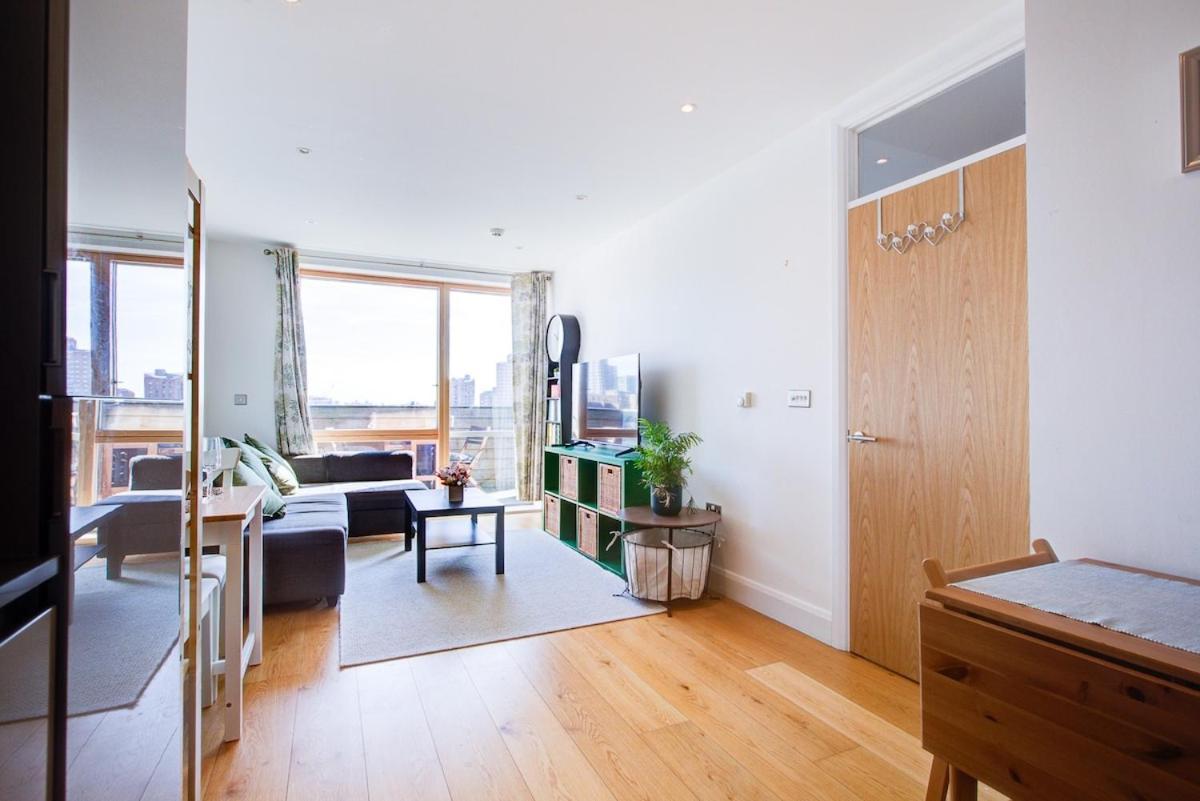 Apartamento Modern 1-bed Entire Apartment, Zone 2 Londres