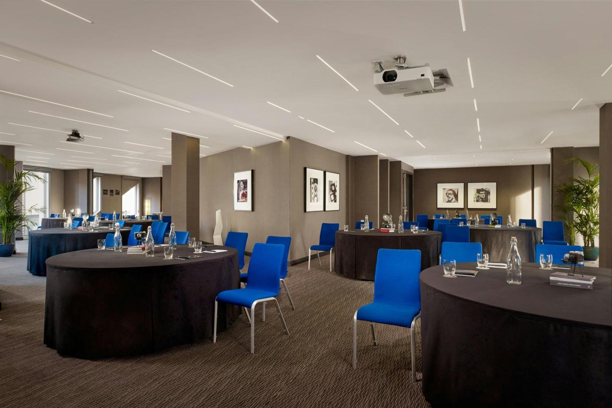 Montcalm East, Autograph Collection Hotel Londres