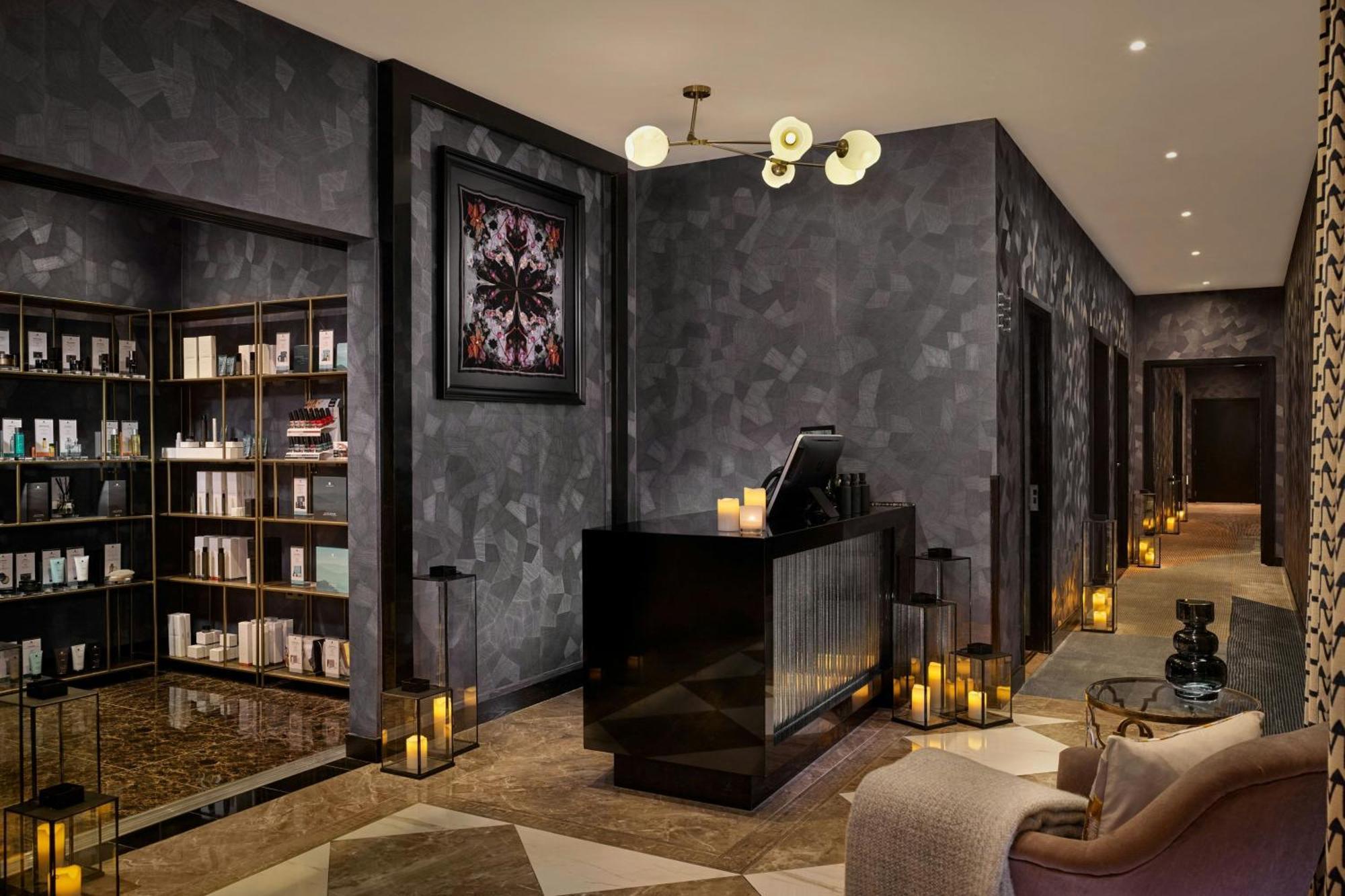 Montcalm East, Autograph Collection Londres