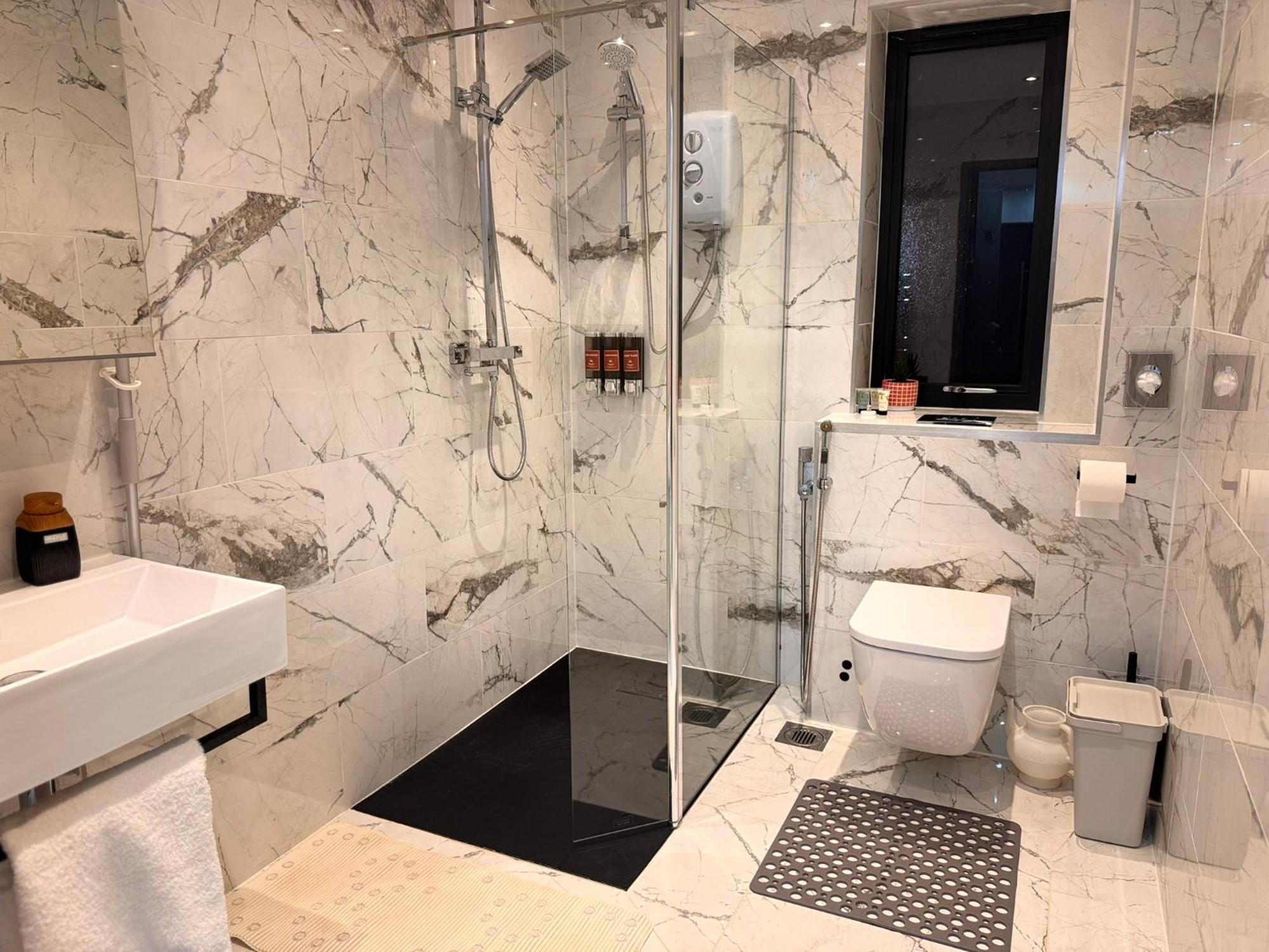 Appartement Modern House E15 Stratford - Sleeps 2 - 9, Fast Links To London, Near O2, Greenwich & Olympic Park, Child-friendly Garden, Free Parking Londres