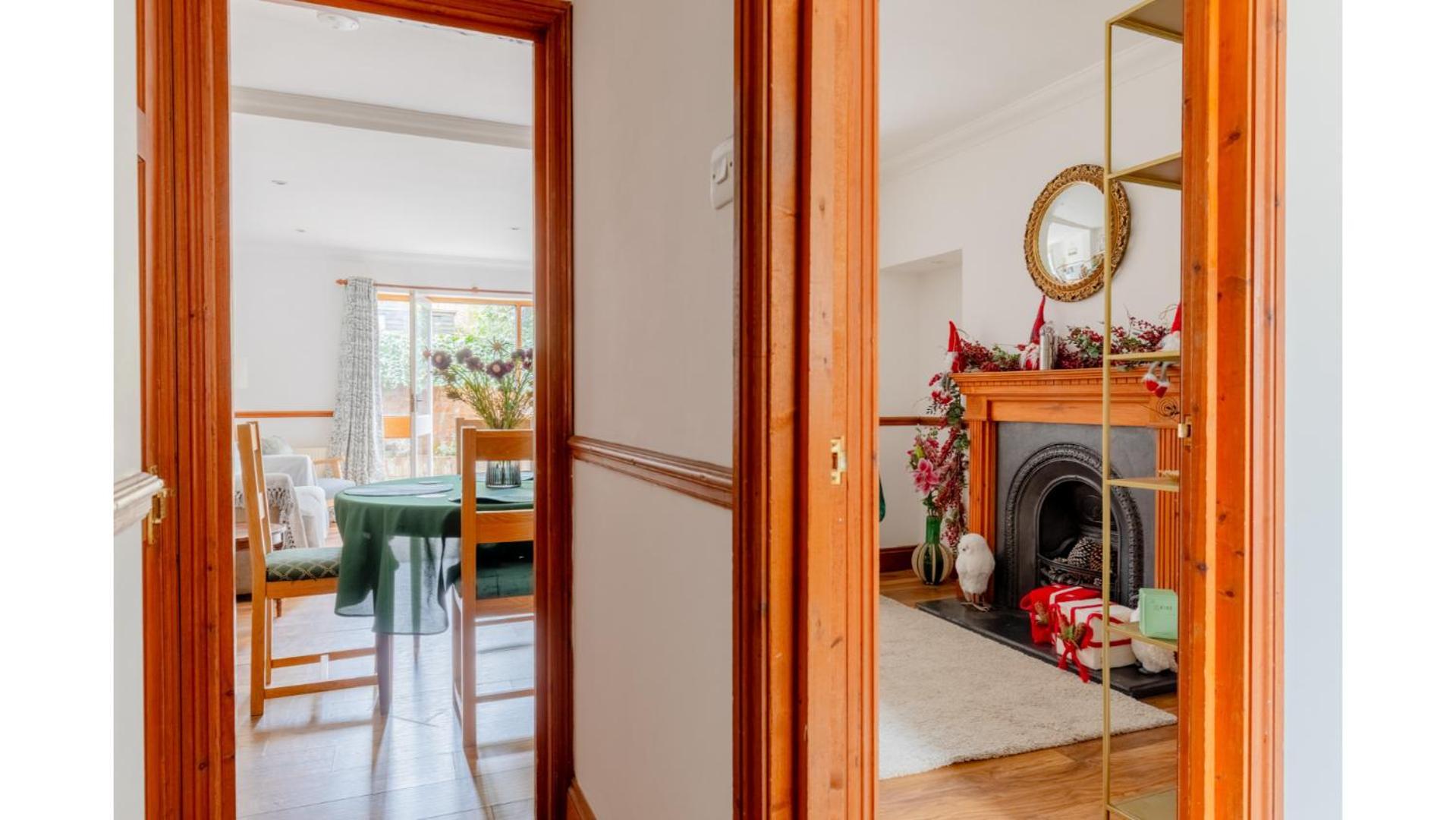 Spacious And Inviting 4bd Haggerston Appartement Londres