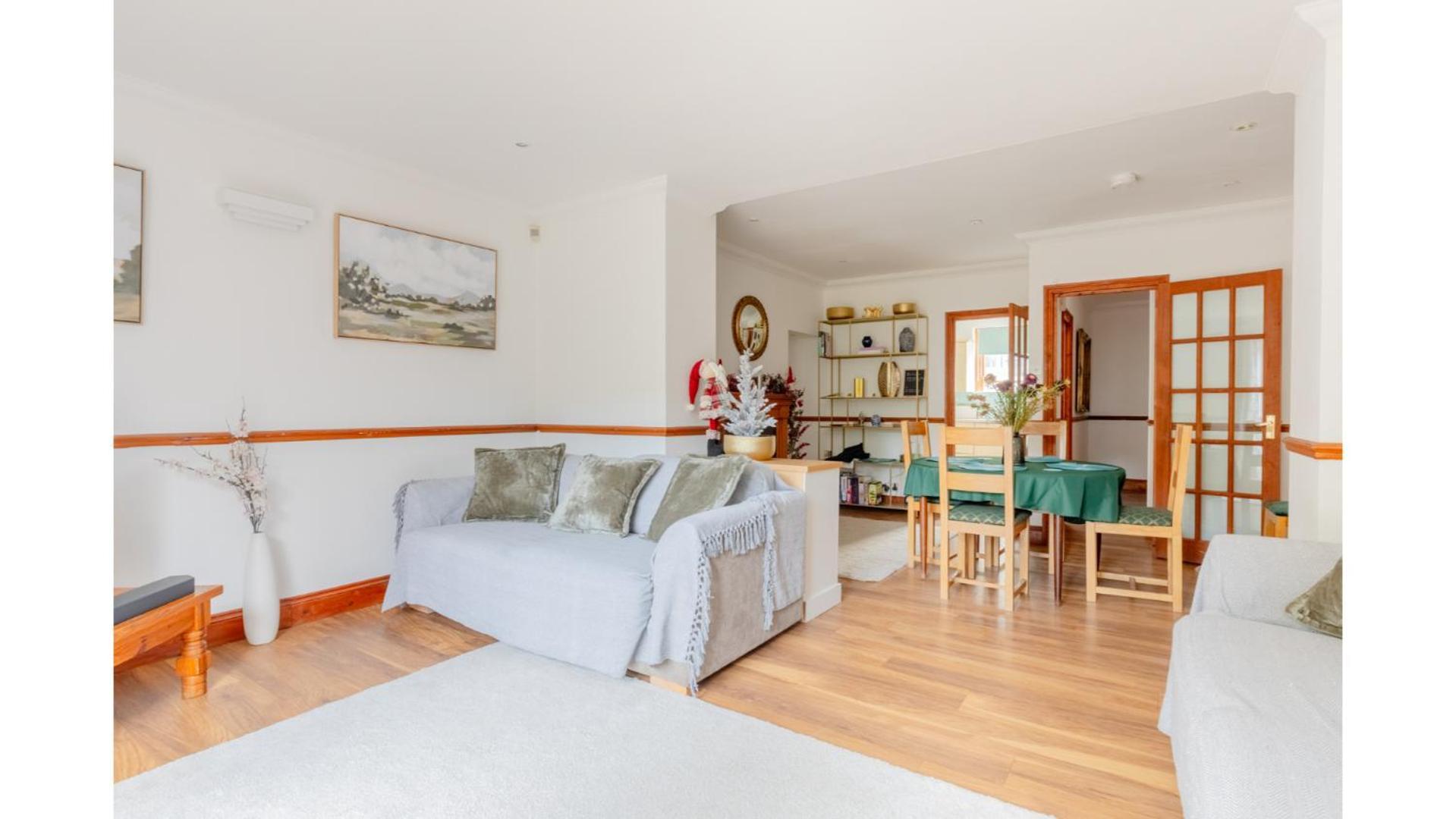 Spacious And Inviting 4bd Haggerston Londres