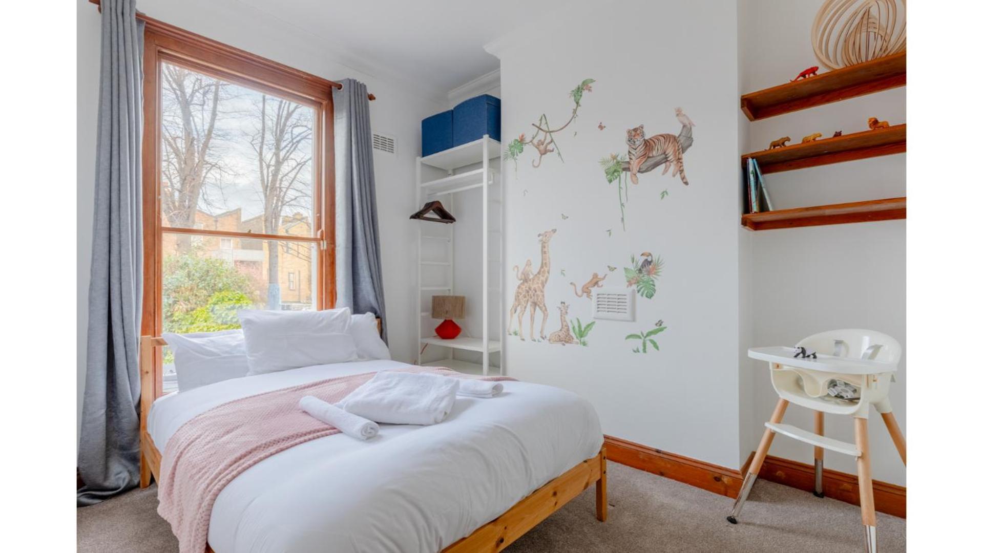 Spacious And Inviting 4bd Haggerston Appartement