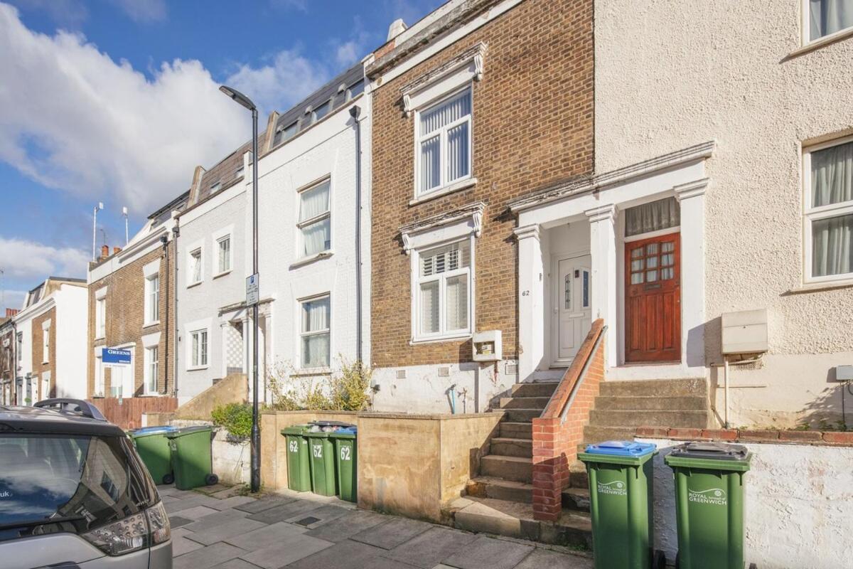 Spacious 3 Bedroom With Ps5 And Pool Table Near O2 Arena Canary Wharf And Elizabeth Line To Appartement *