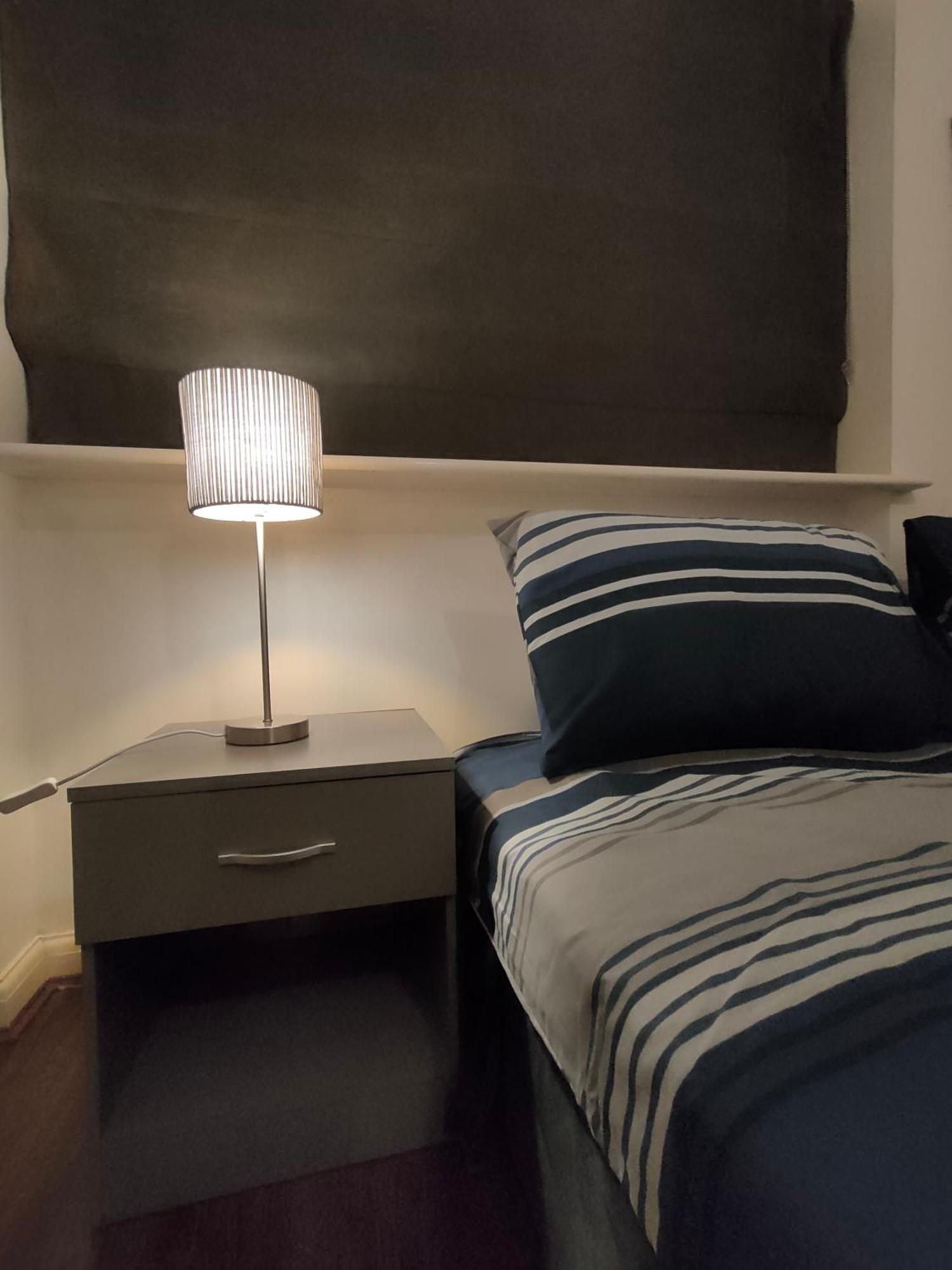 Appartement Free Parking 4 Beds Flat 15 Min Train To Victoria Bridge St Paul Cathedral Londen